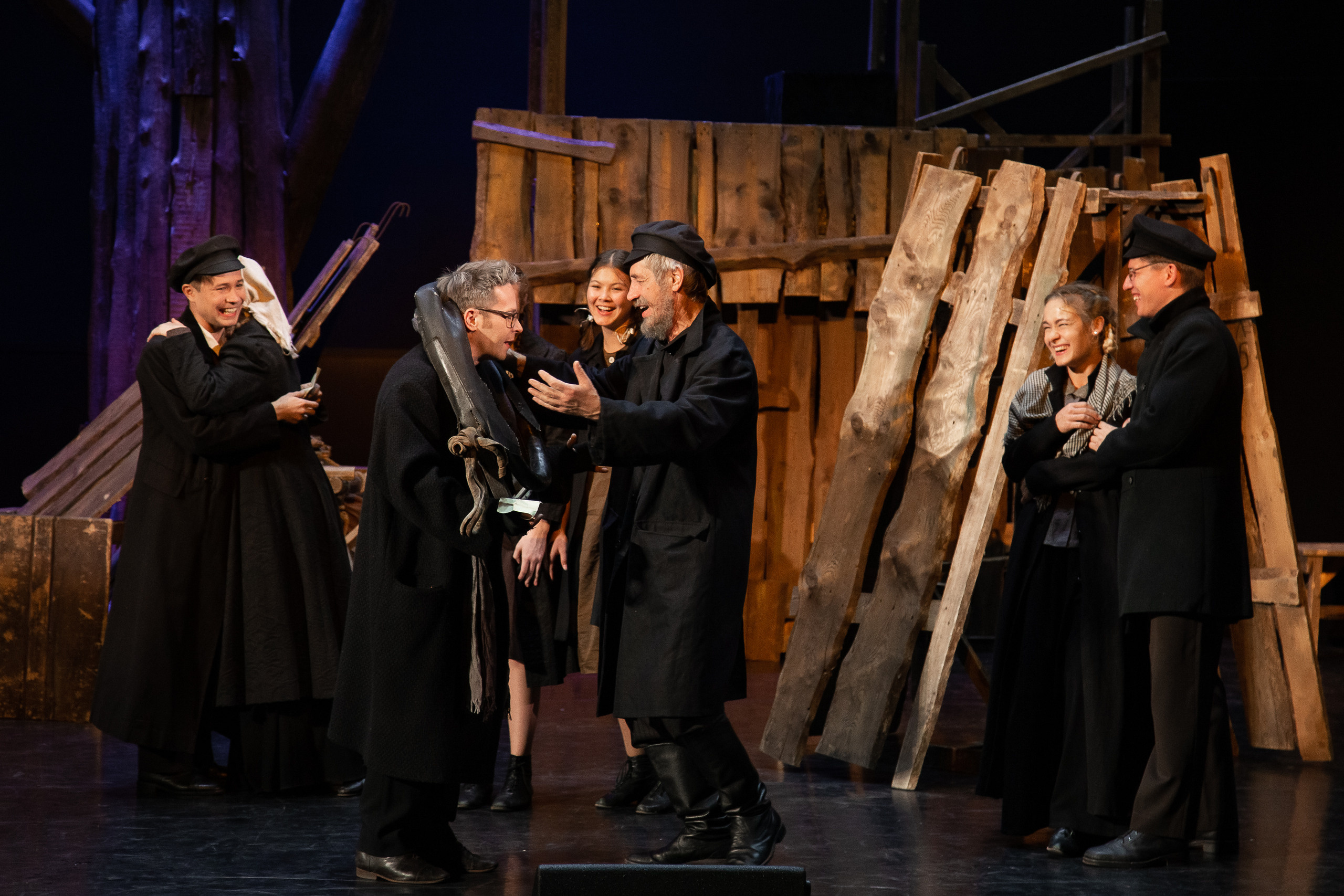 Поминальная молитва. Свадебный Семейный Репортажный фотограф в Москве