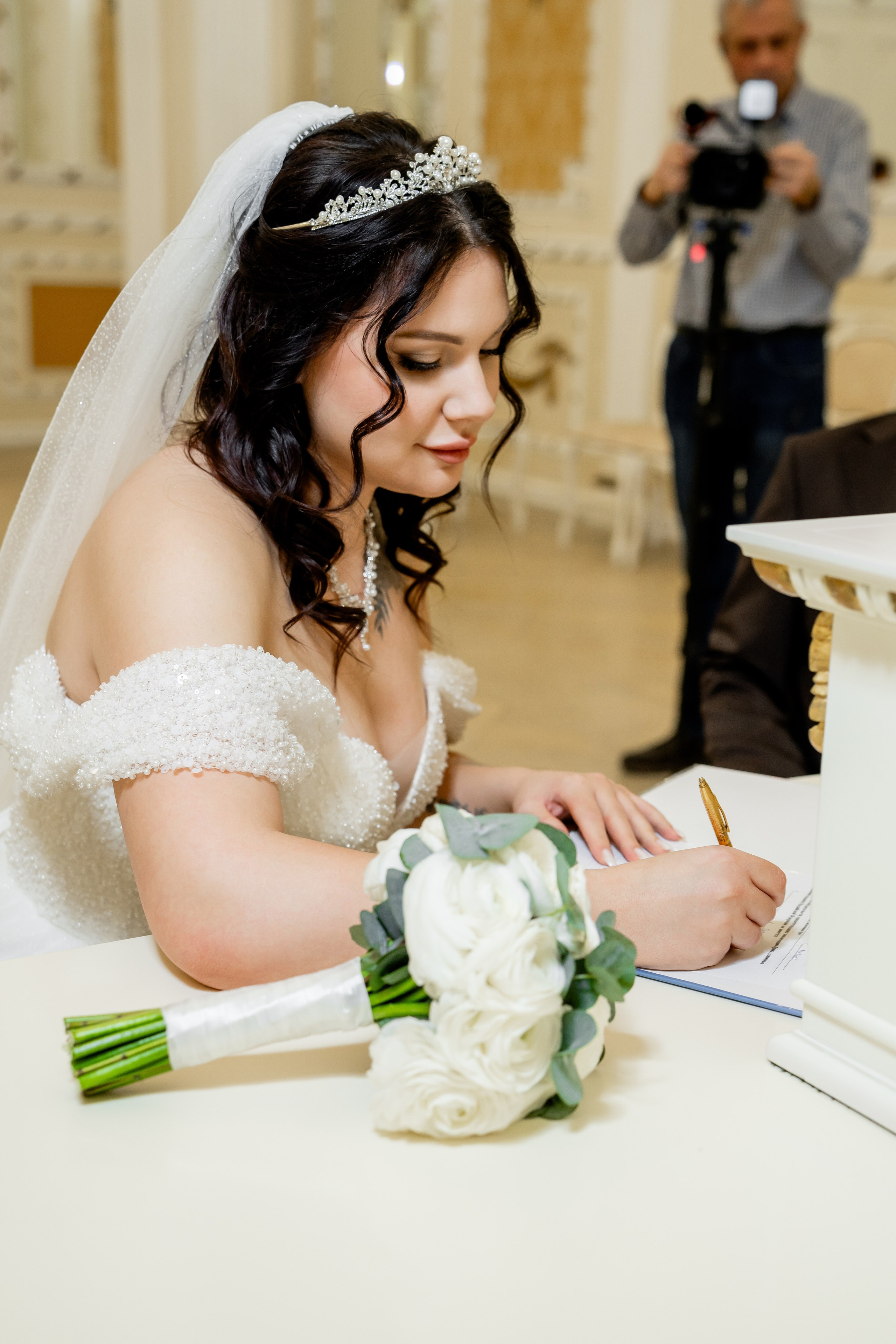 Дарина и Александр. Сборы невесты, загс, банкет. Фотограф и видеограф в Москве и Московской области Мария Вишня