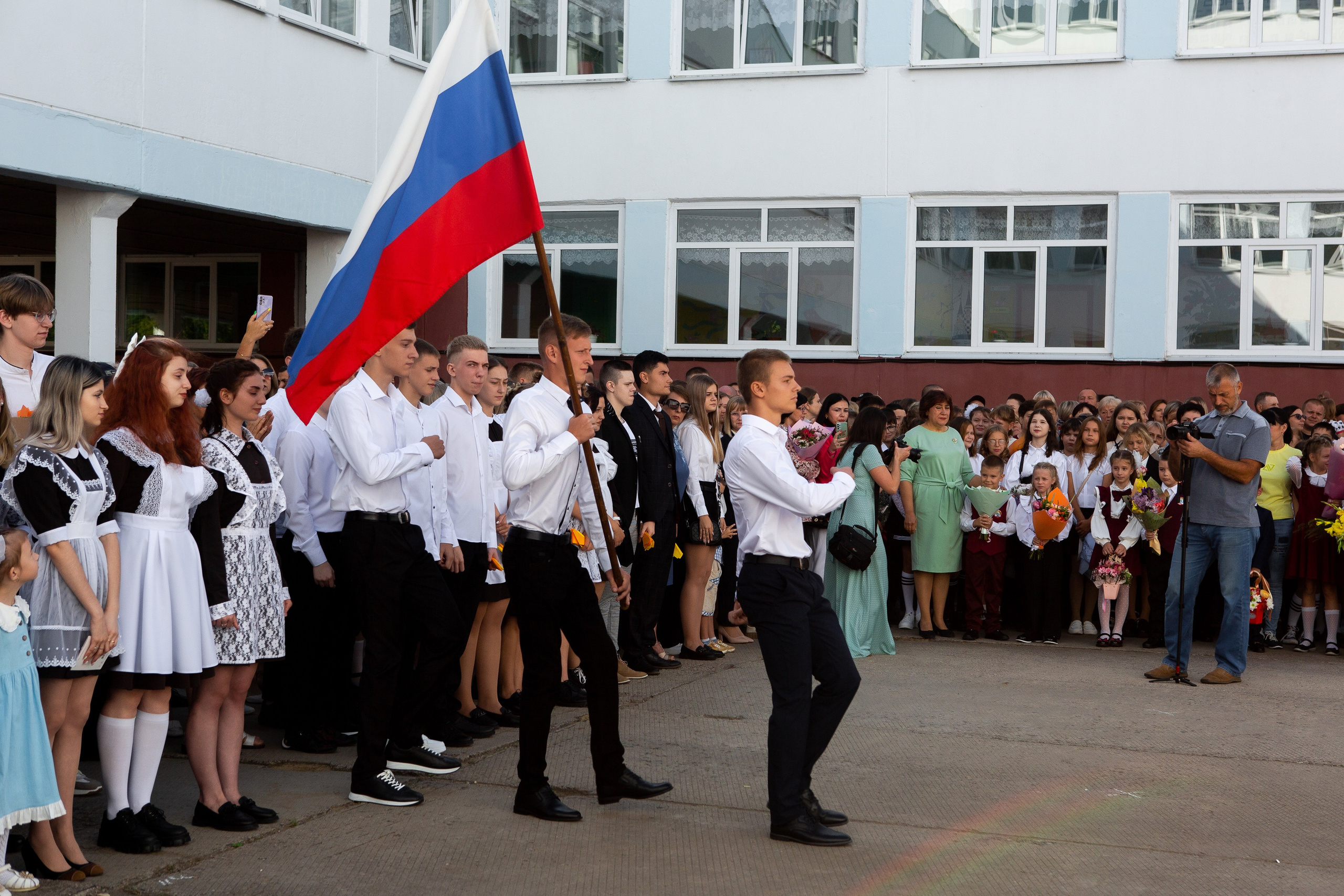1 сентября 2023 г. 9 школа Мценск. Профессиональный фотограф в Мценске и Орловской области