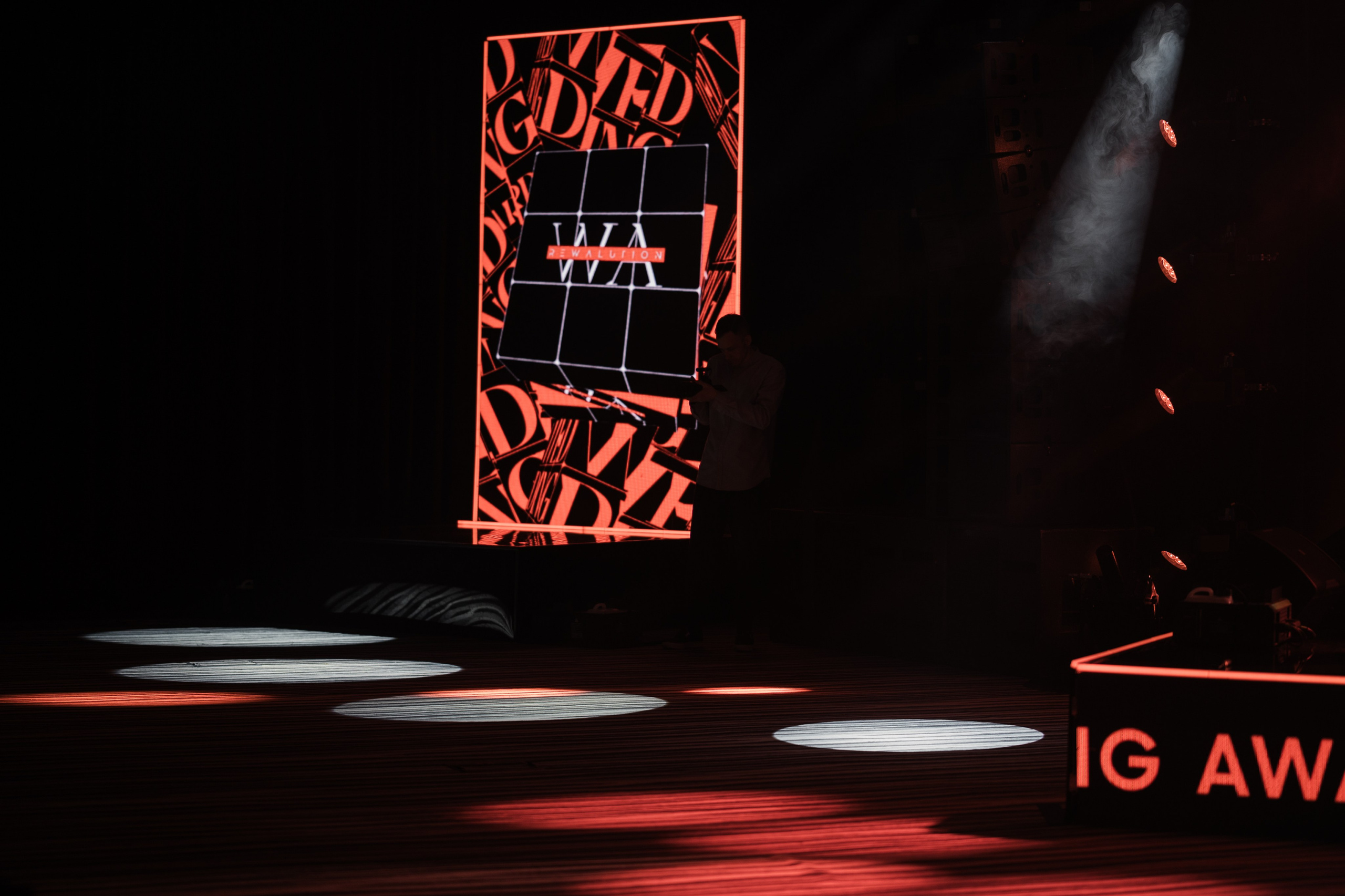 Репортажный фотограф на корпоратив и другие мероприятия. Свадебный и семейный фотограф в Краснодаре Марина Стёпа