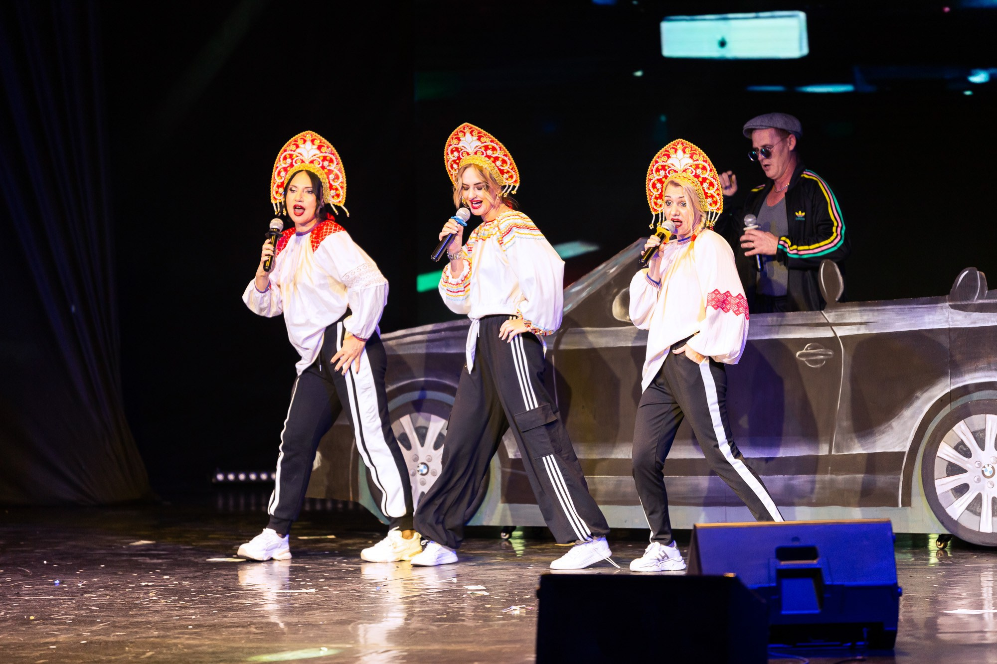 Концерт в Доме культуры. Андрей Кровлин — фотограф в Славянке