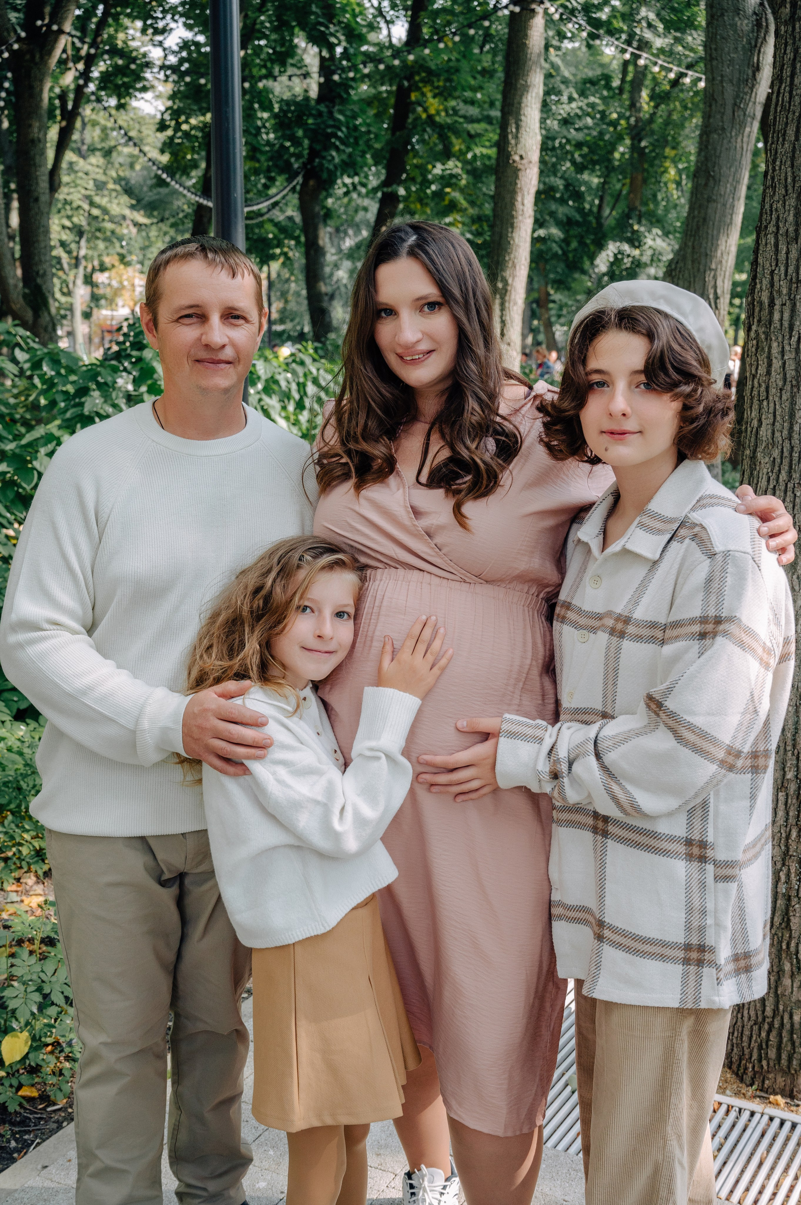 Лида с семьей. Фотограф Мария Строгонова