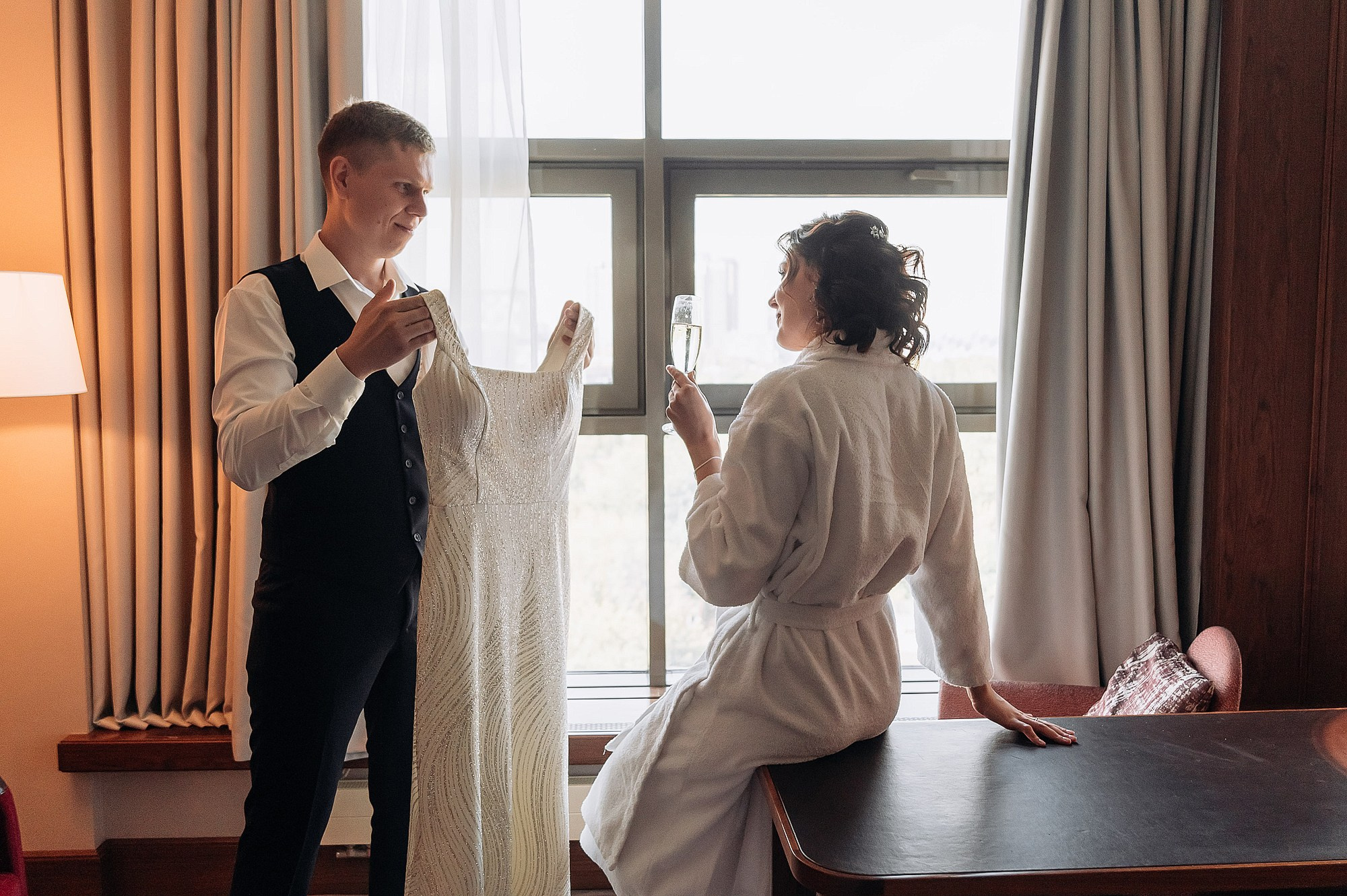 Денис и Екатерина ВДНХ. Свадебный фотограф в Дубне Алексей Фонарёв