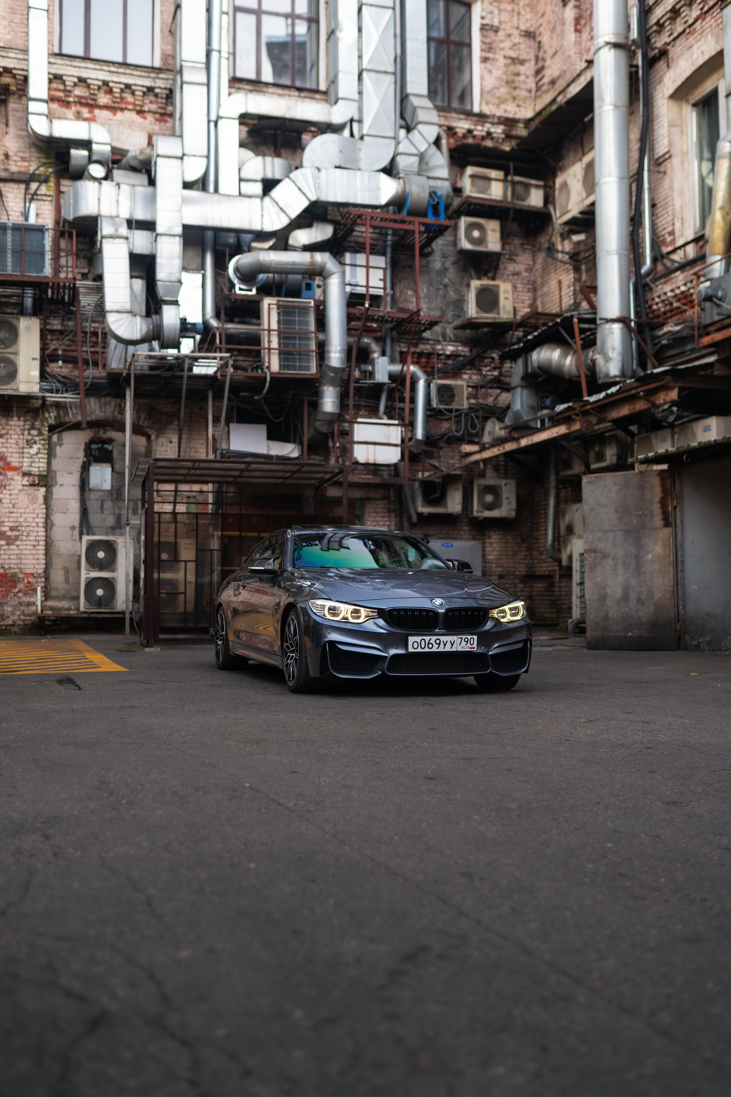 BMW 4-series. Mirllaev