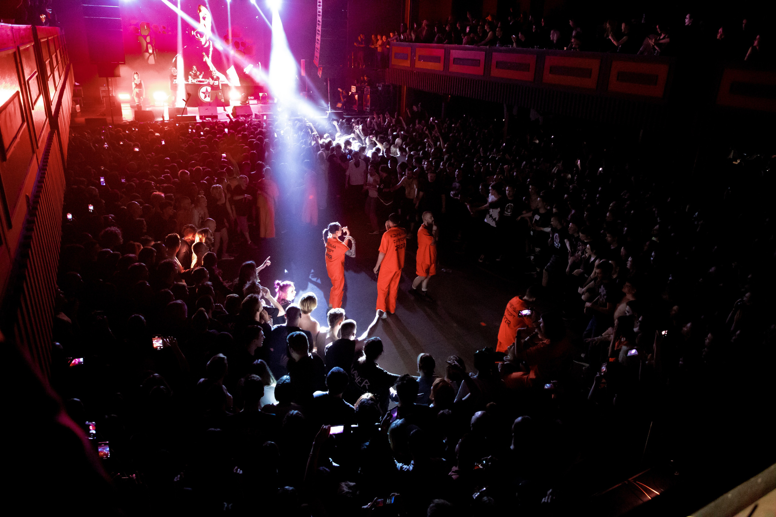 2r2r (2024). Фотограф Алексей Шуля — портфолио