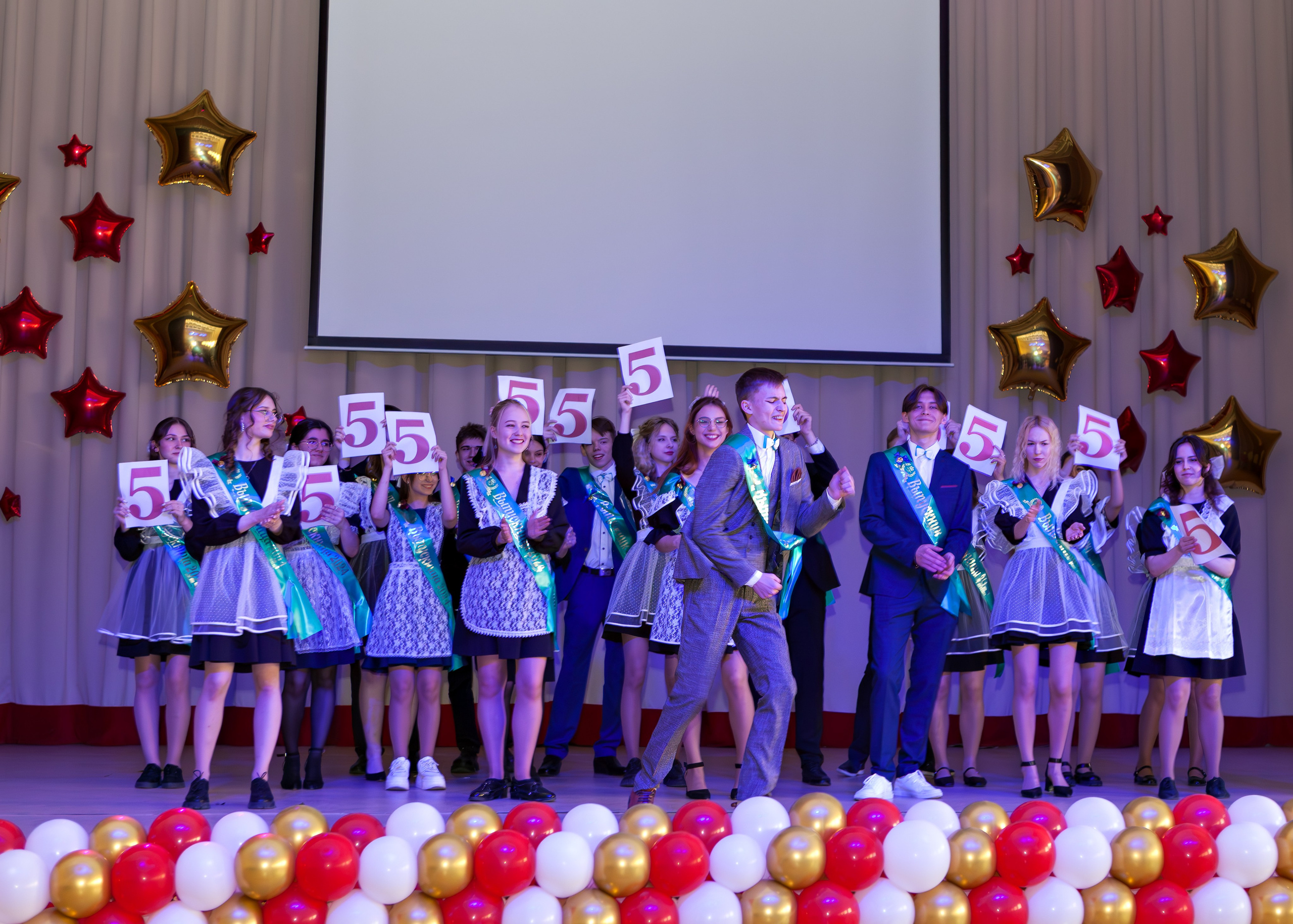 Гимназия № 7, г. Подольск, Последний звонок, 11 класс. Выпускные альбомы и школьный фотограф в Подольске, Троицке, Щербинке, Москве и Московской области