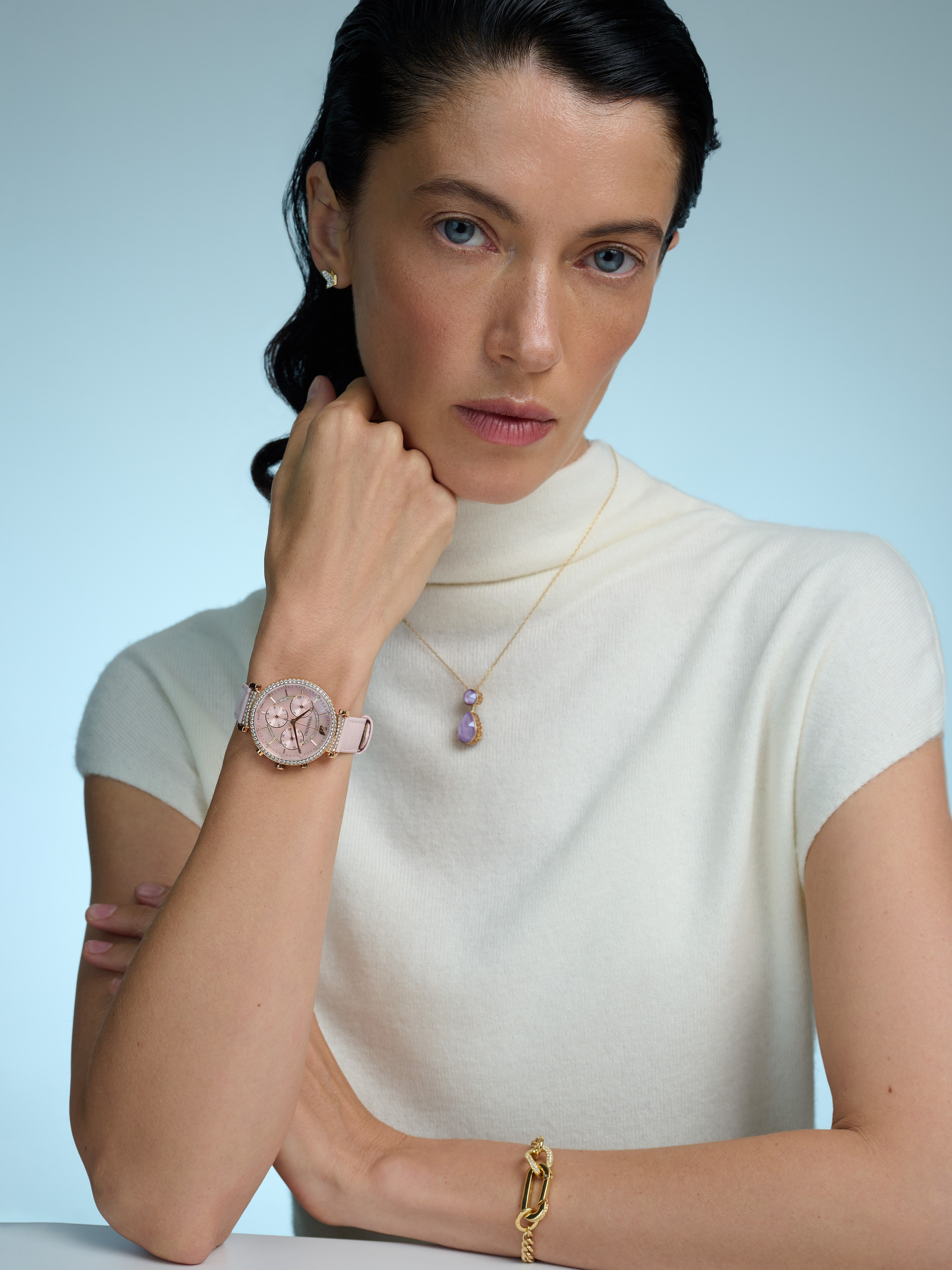 Каталог для бренда AllTime. Фотограф для брендов в Москве Ксения Чупрунова