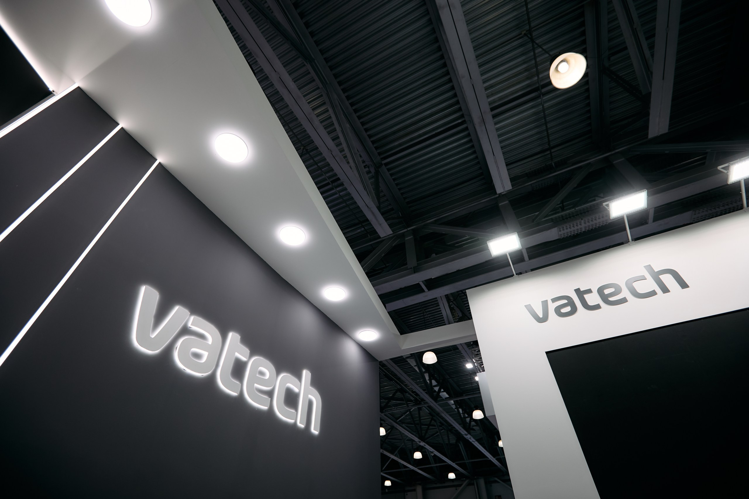 Дентал Салон 2026: Vatech. Свадебный и репортажный фотограф Дмитрий Кононенко