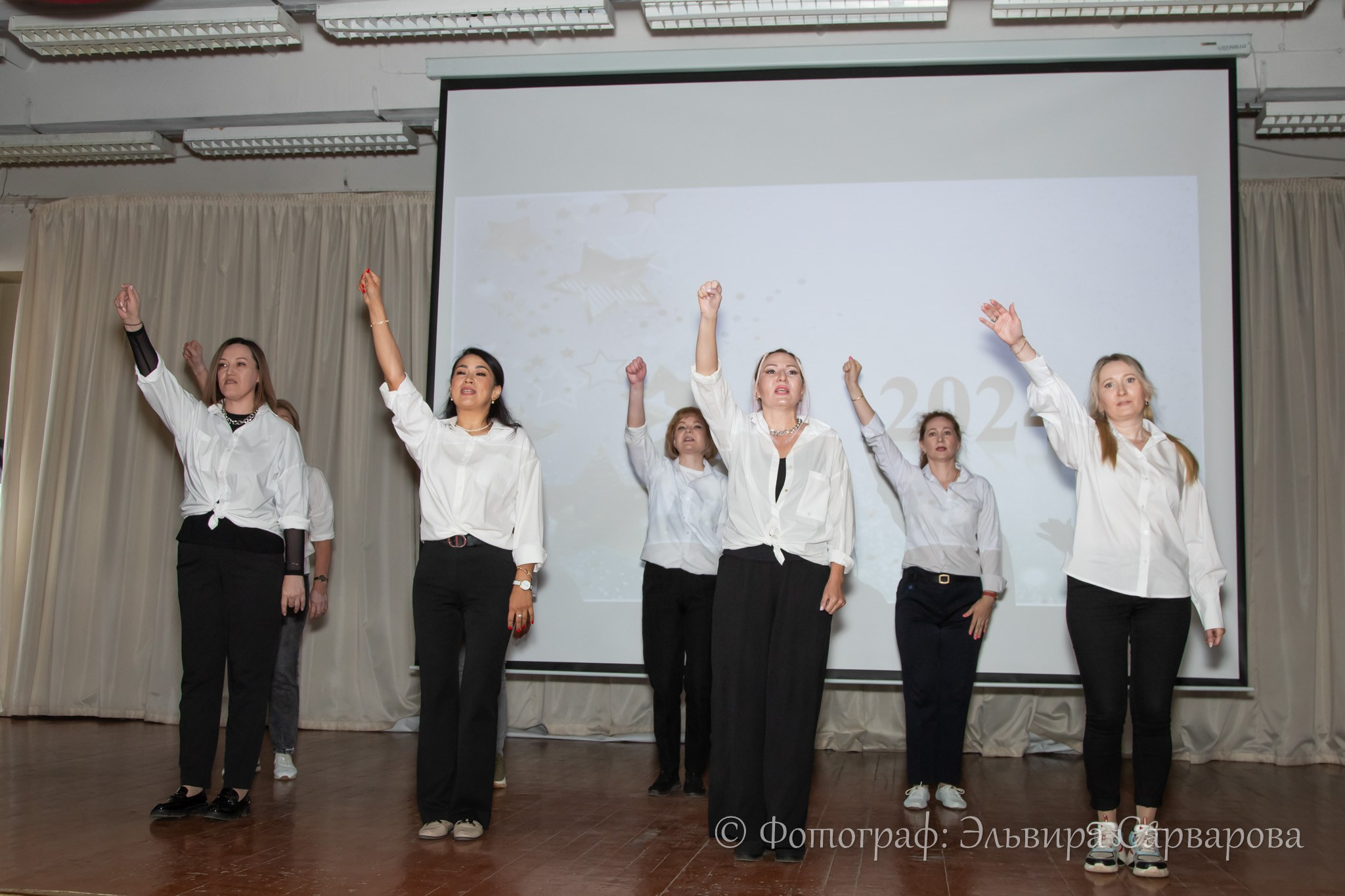 Вручение аттестатов 9 класс. Репортажный Фотограф