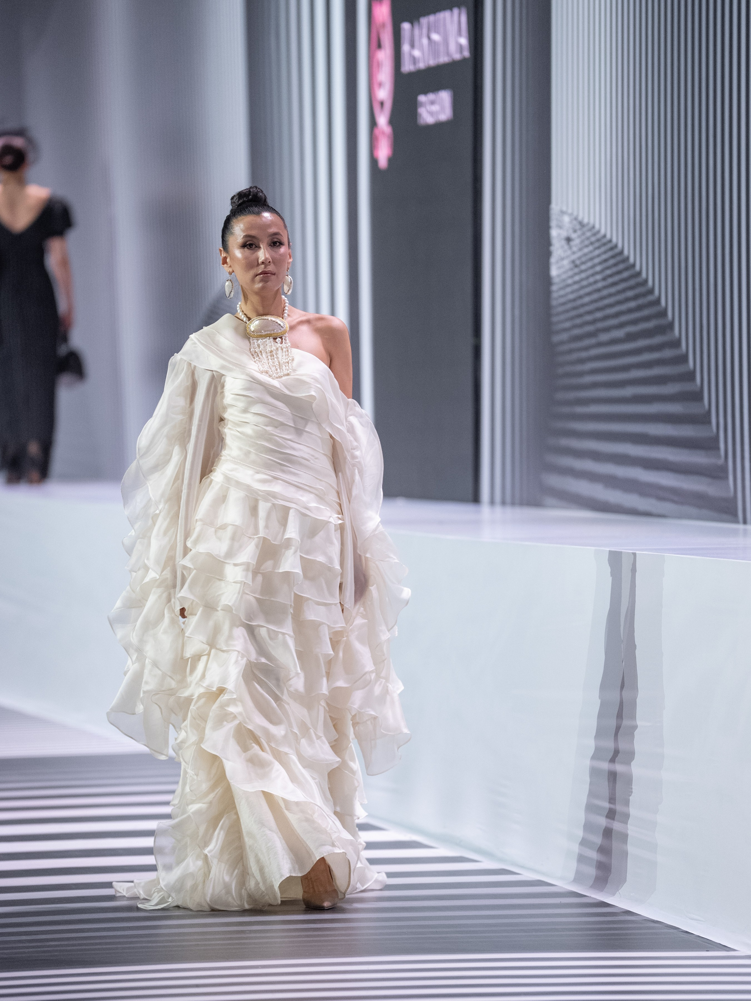 RAKHIMA FASHION (Карлыгаш Косбаева). Сайт Алматинского НЮ АРТ, будуар и фэшн фотографа Дениса Карпенко