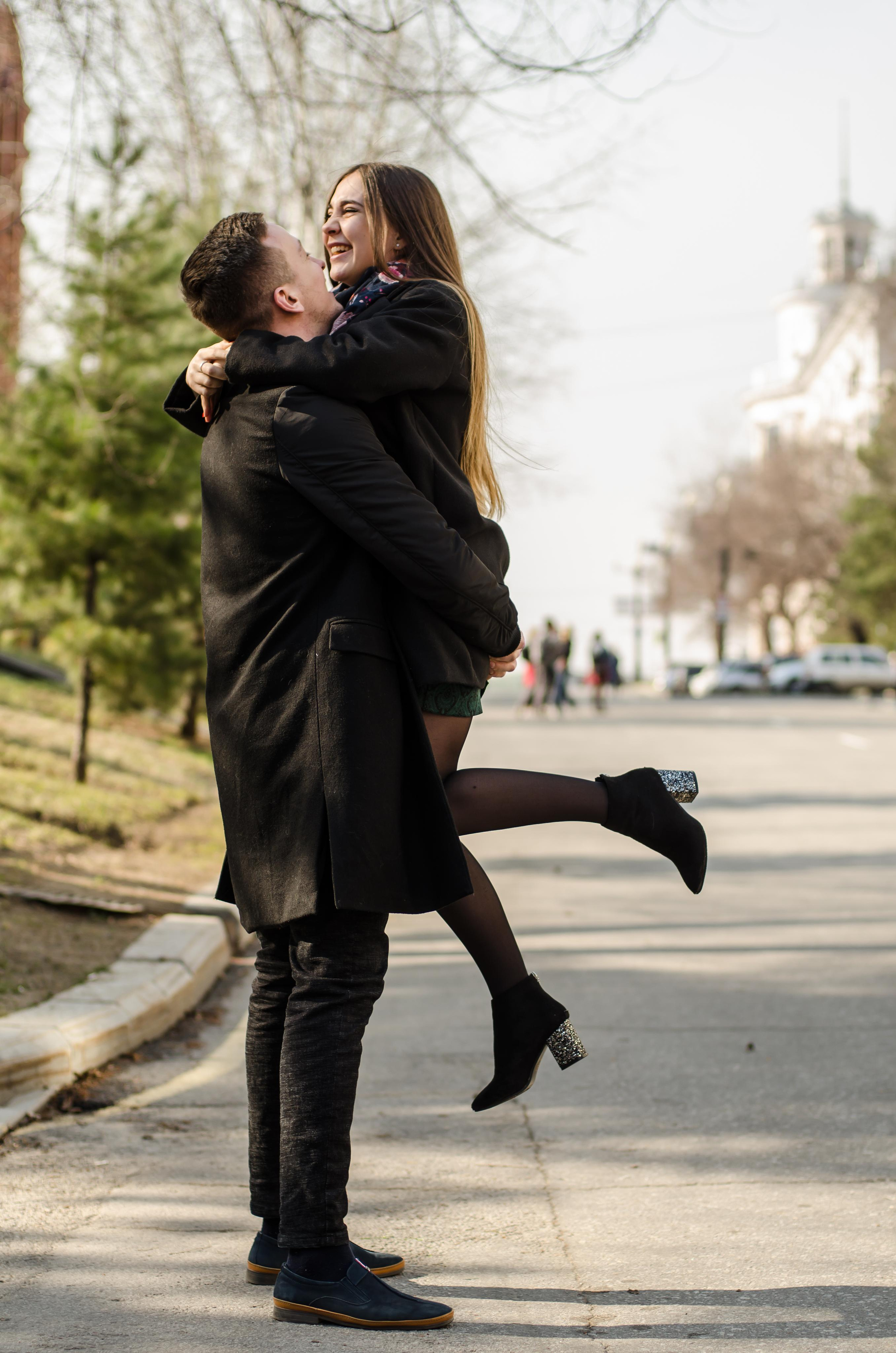 Прогудка Love Story в городе и кафе. Свадебный и семейный фотограф в Хабаровске Оксана Новикова