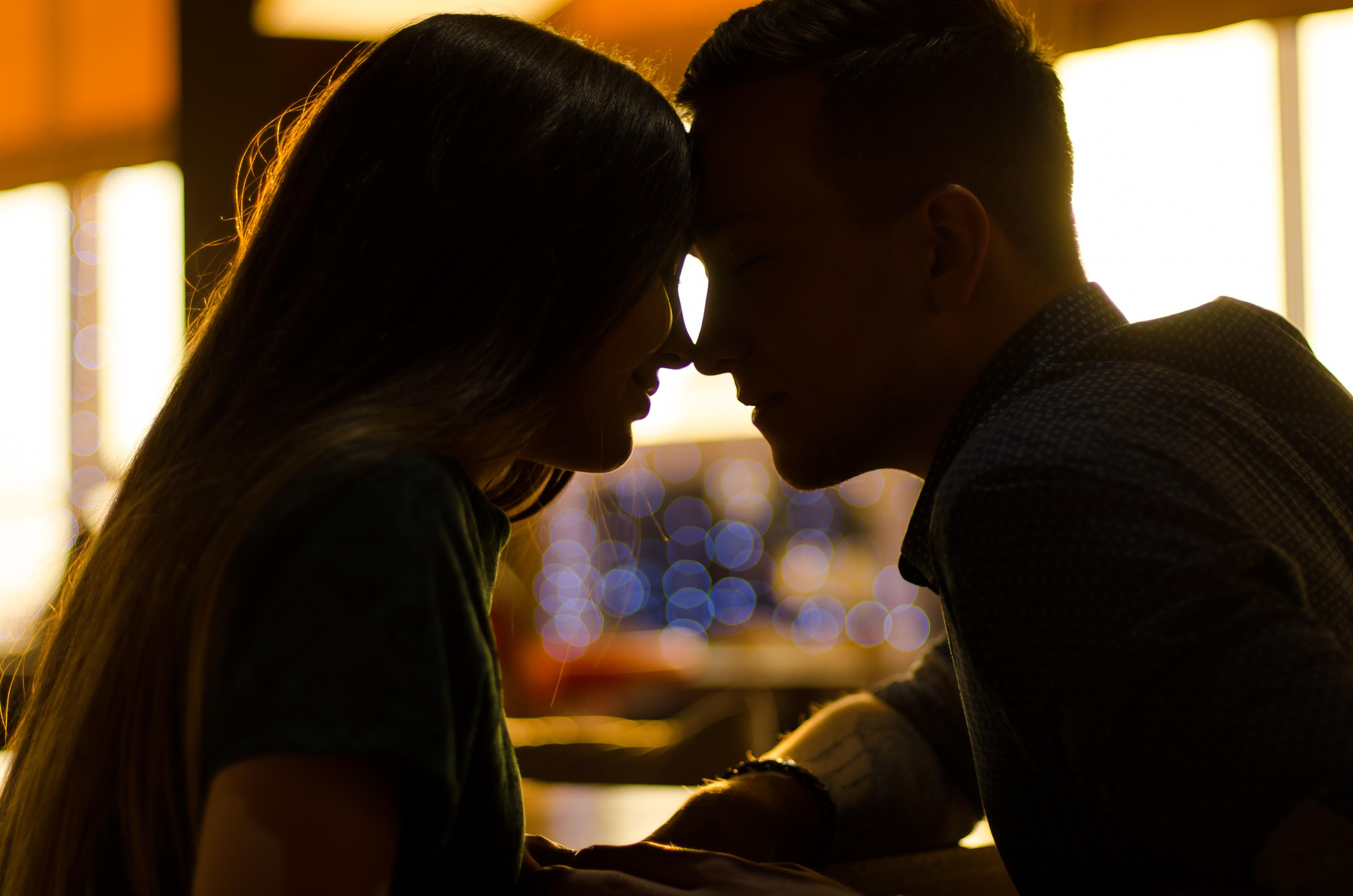 Прогудка Love Story в городе и кафе. Свадебный и семейный фотограф в Хабаровске Оксана Новикова