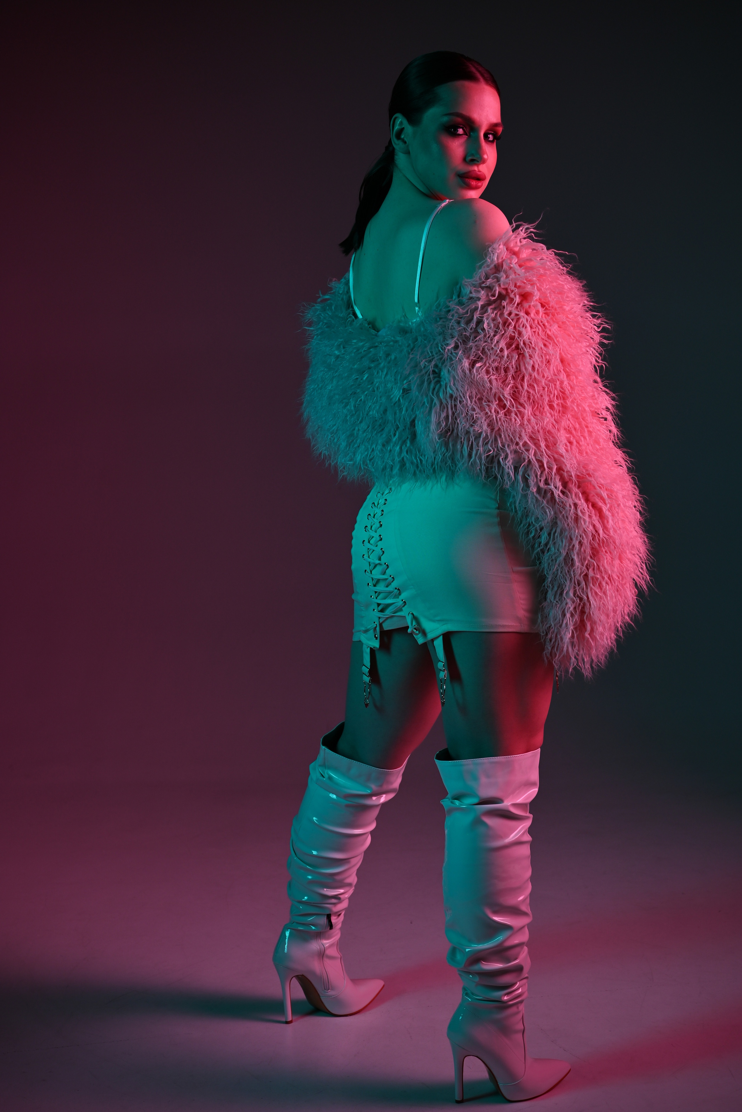 Женский портрет с цветными фильтрами. Свадебный и семейный фотограф в Хабаровске Оксана Новикова