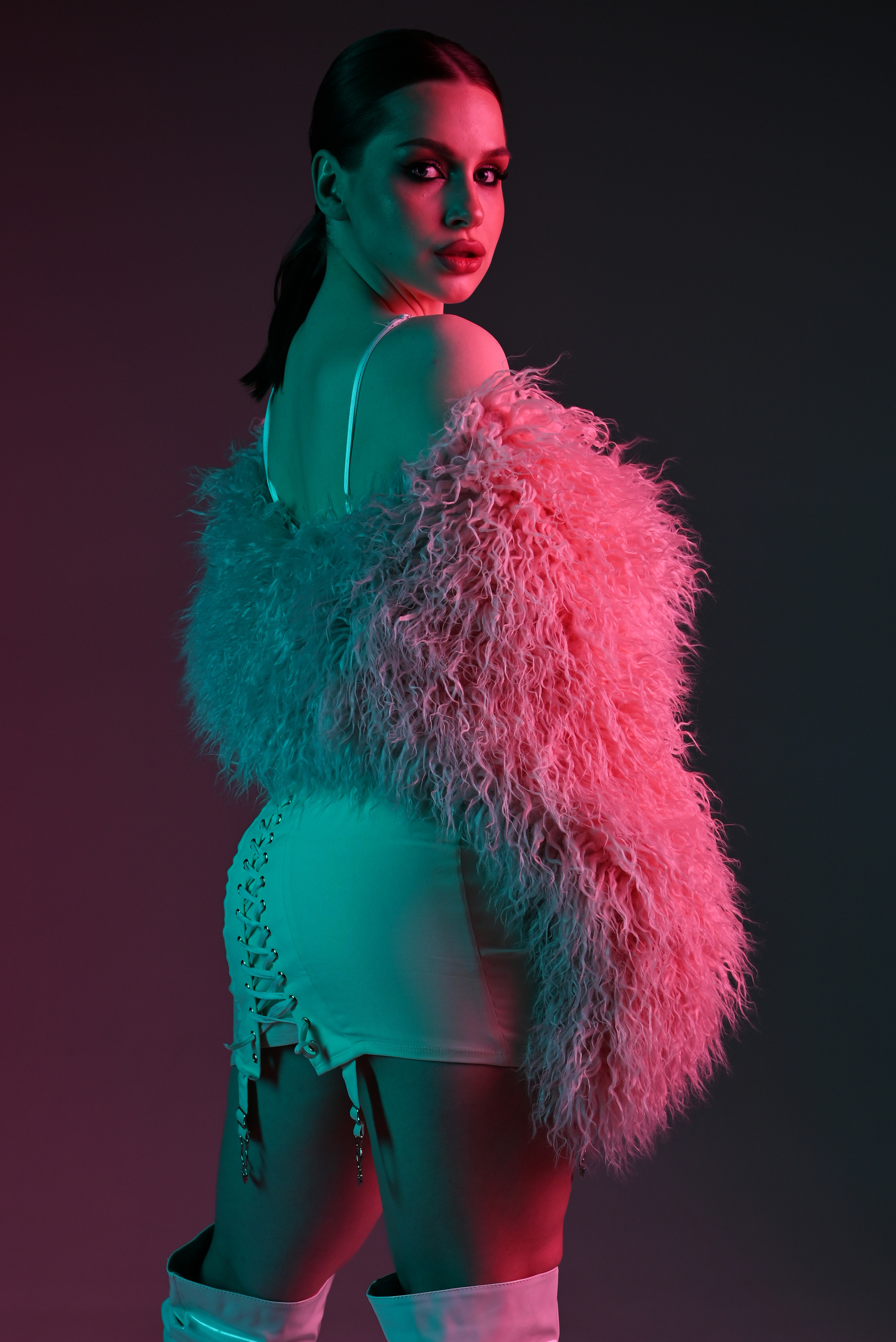 Женский портрет с цветными фильтрами. Свадебный и семейный фотограф в Хабаровске Оксана Новикова