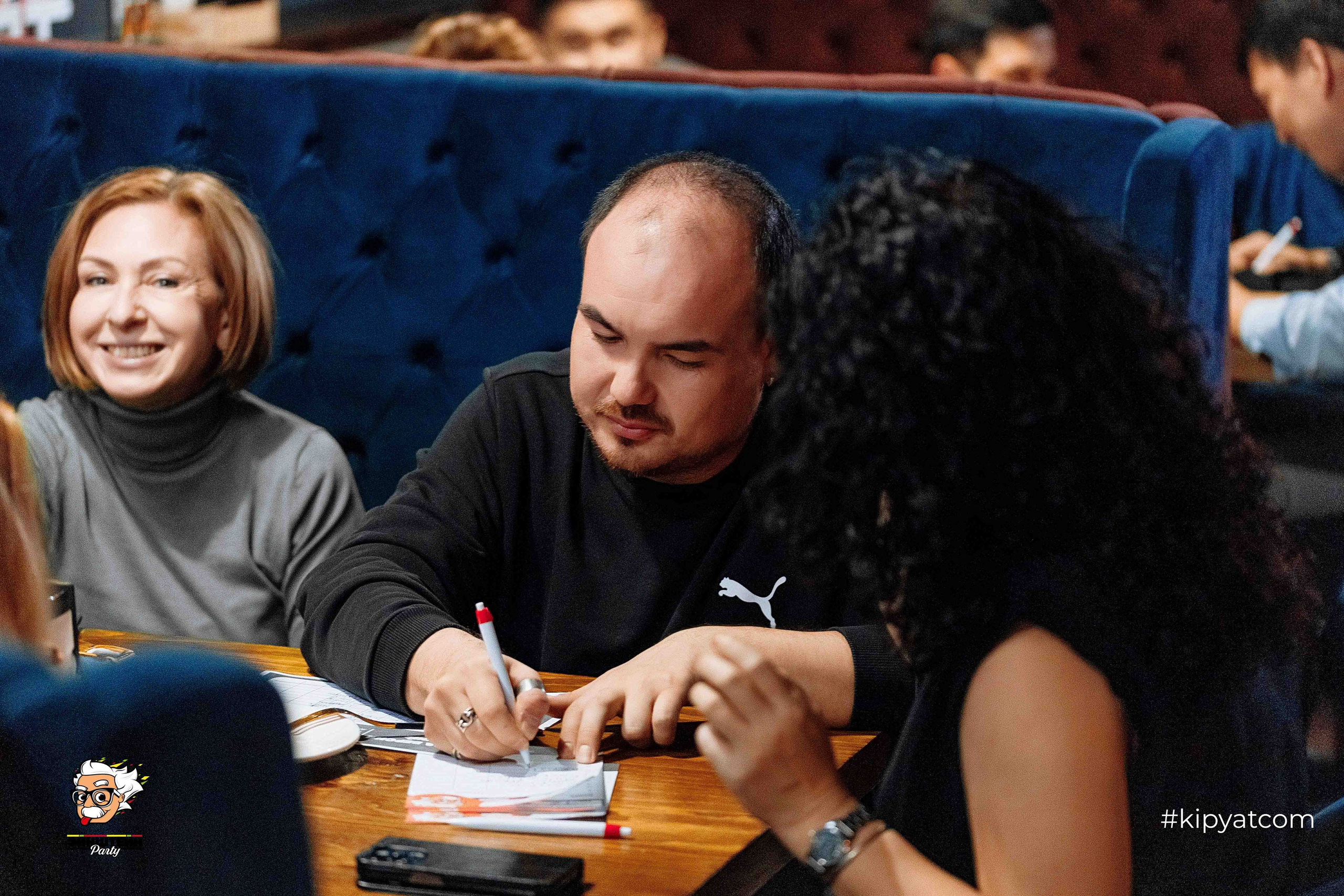 Эйнштейн Party