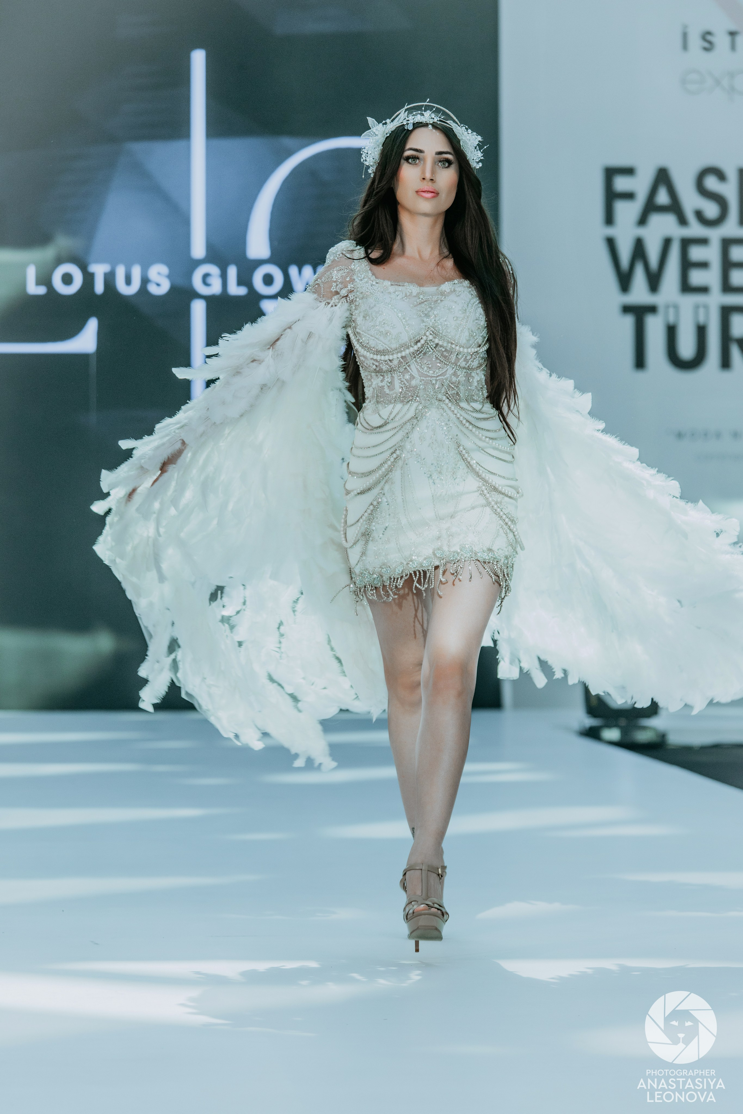 Fashion Week Türkiye [spring, 2025]. Anastasia Leonowa