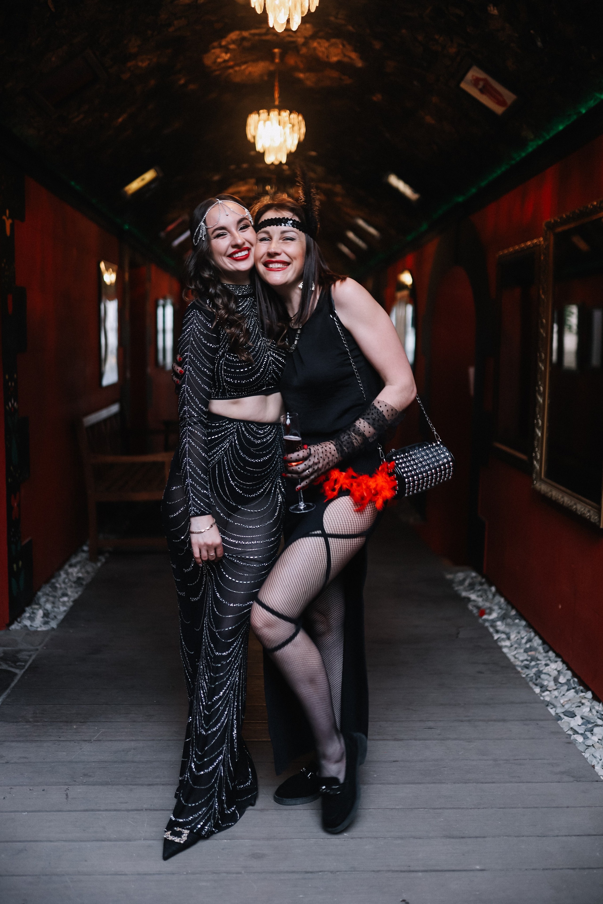 25.Диана и гости