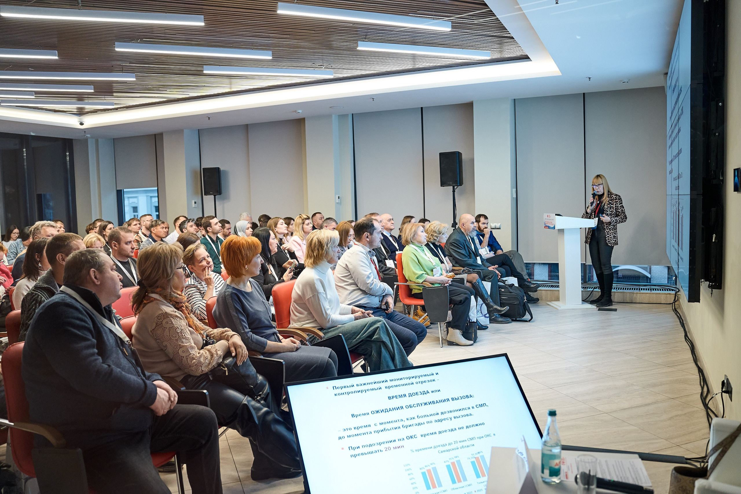 Фотограф для закрытых деловых конференций | Профессиональный репортаж для компании