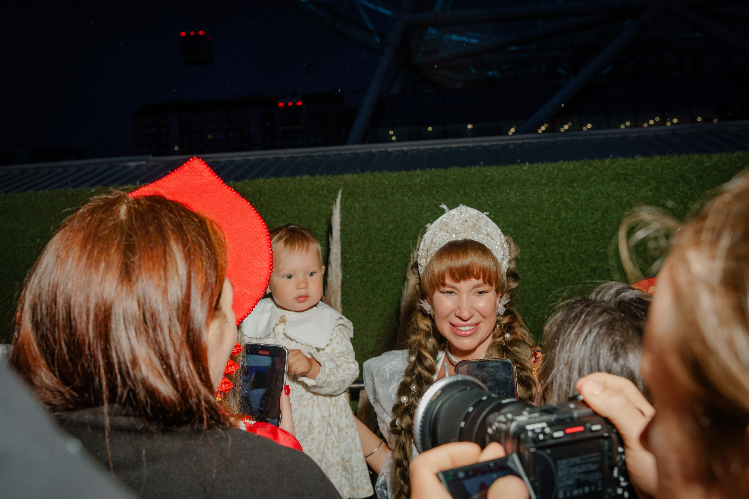 Гендер пати в славянском стиле. Репортажный фотограф в Москве Саша Дружинина