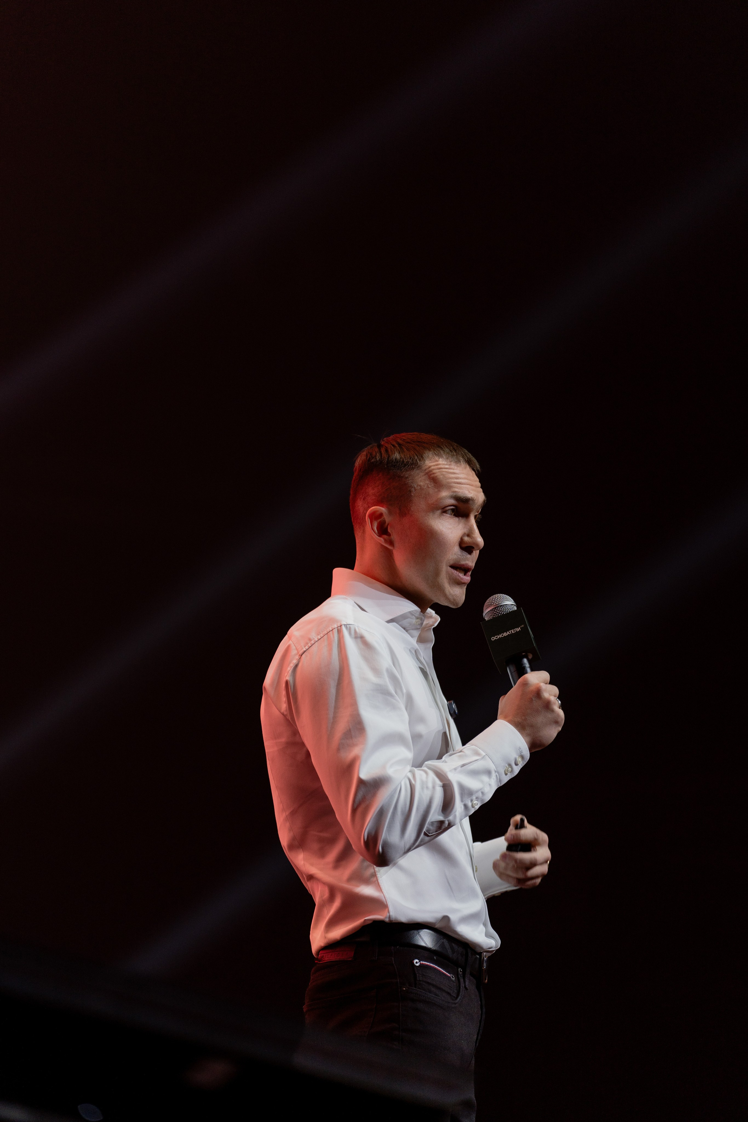 Конференция ОСНОВАТЕЛИ ЛАЙФ в MTS LIVE HALL. Репортажный фотограф в Москве Саша Дружинина