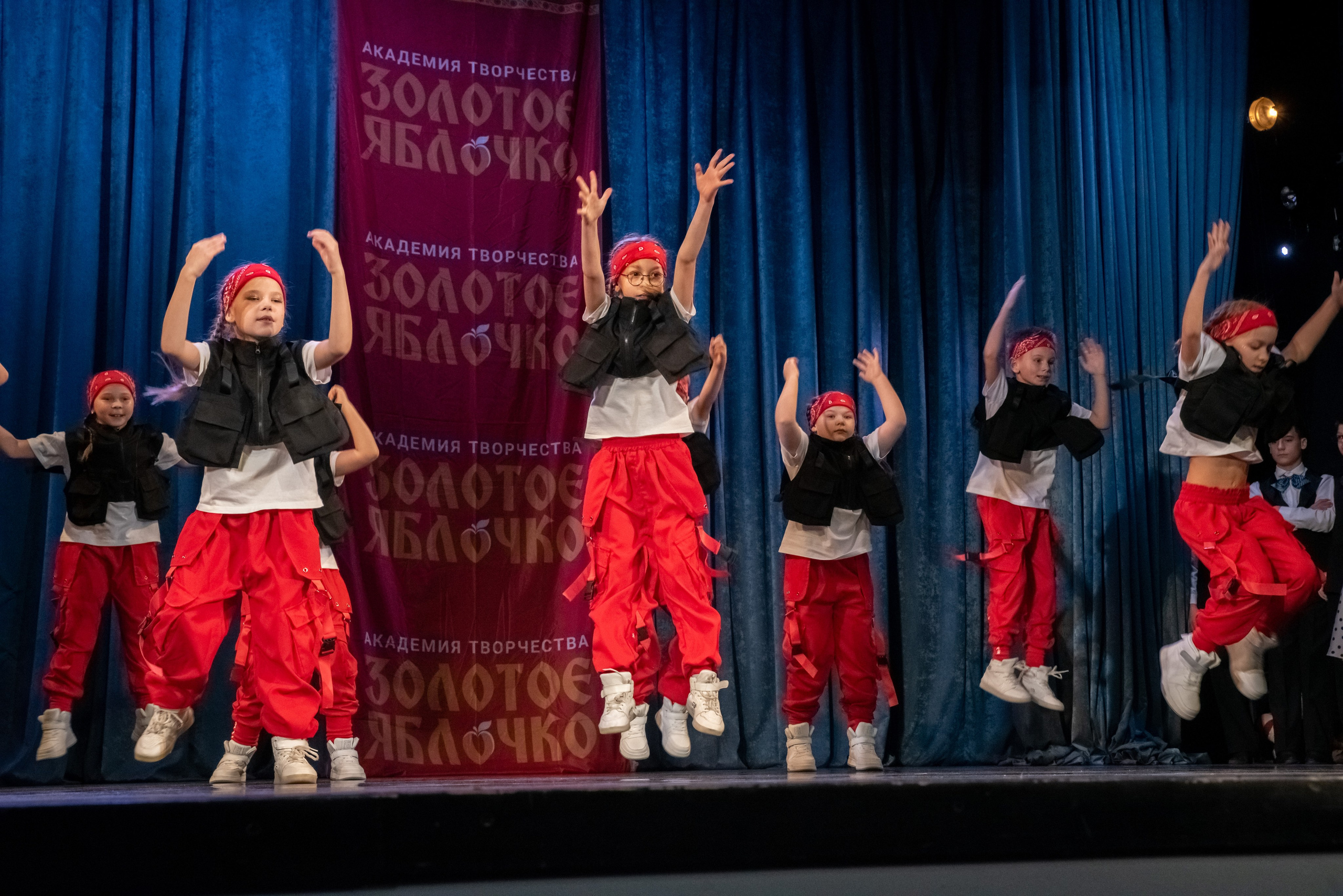 7 декабря, г. Выборг. Золотое яблочко