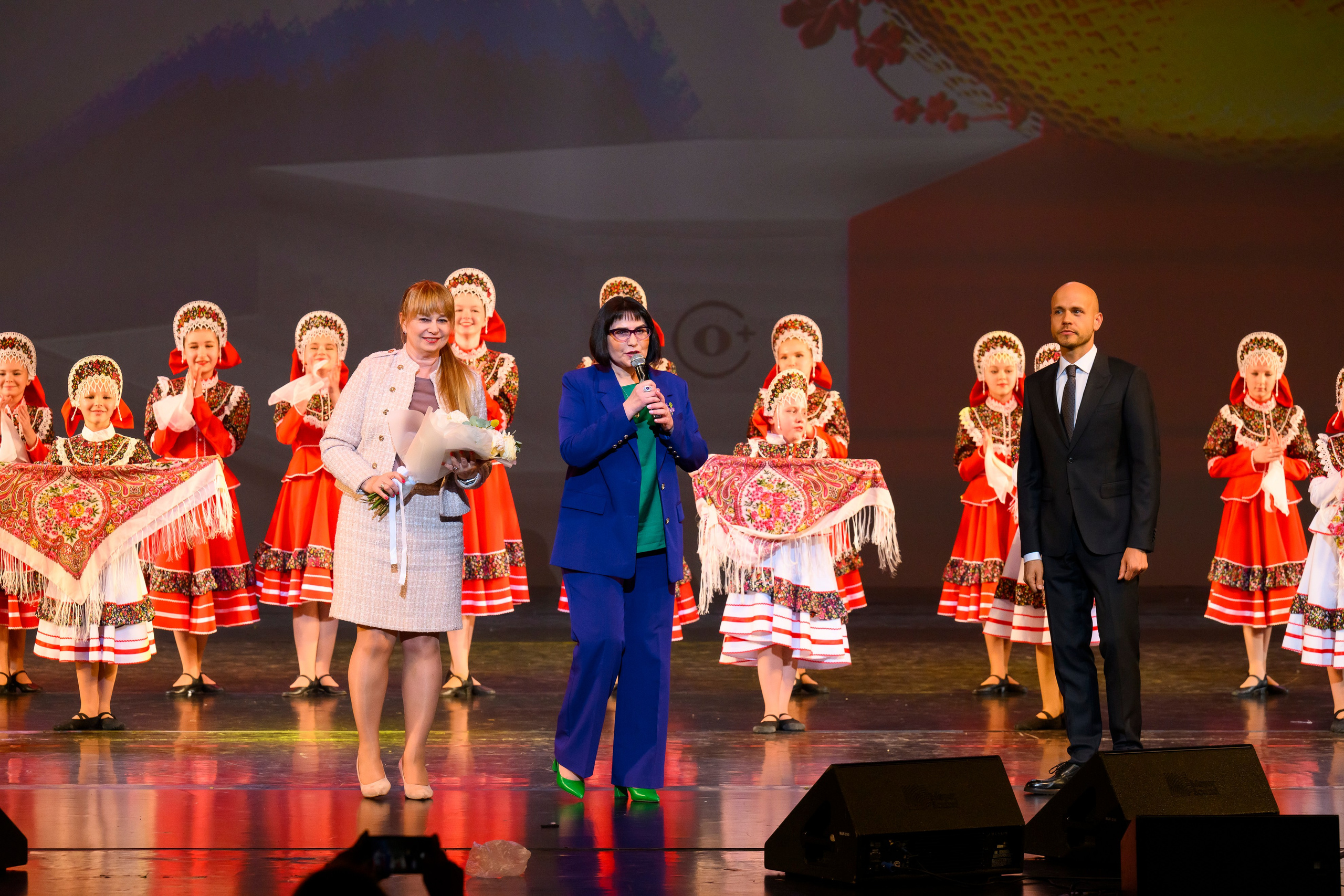 23 апреля, часть 2, БКЗ Октябрьский, г. Санкт-Петербург. Золотое яблочко