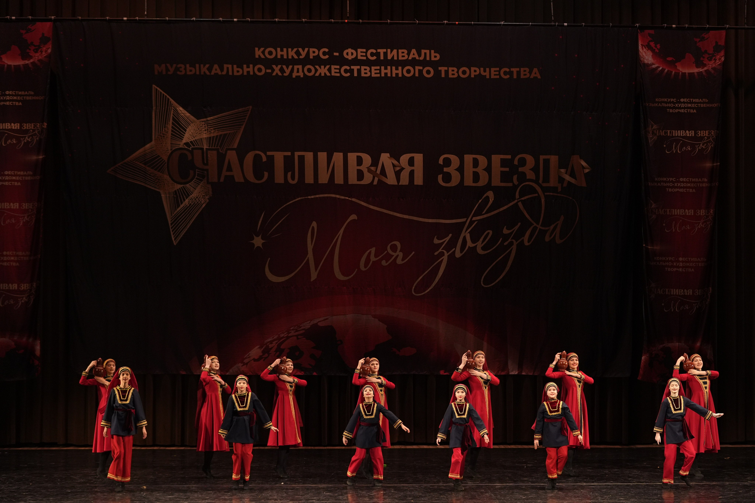 7 декабря, блок 3, г. Москва. Золотое яблочко