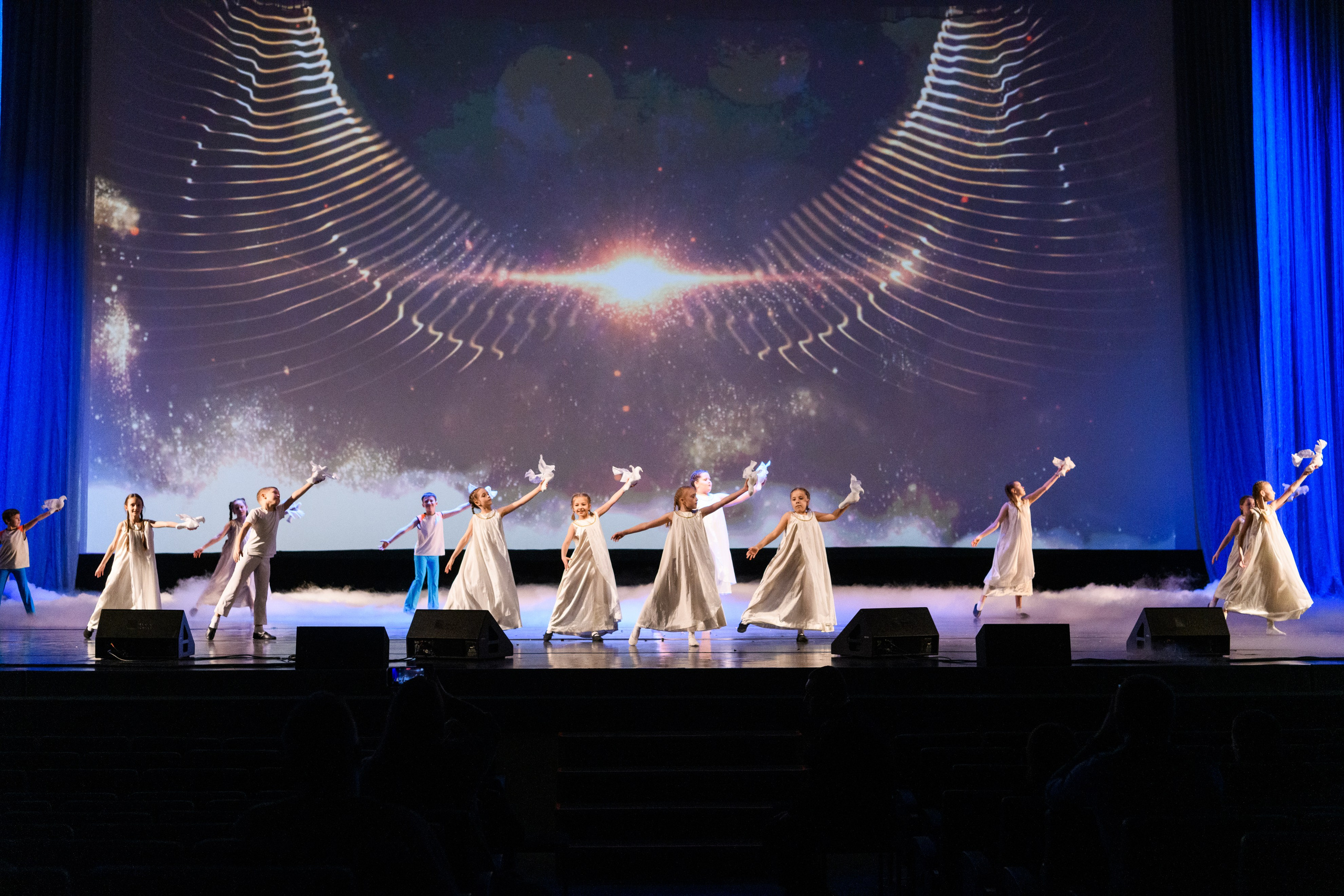 23 апреля, часть 2, БКЗ Октябрьский, г. Санкт-Петербург. Золотое яблочко