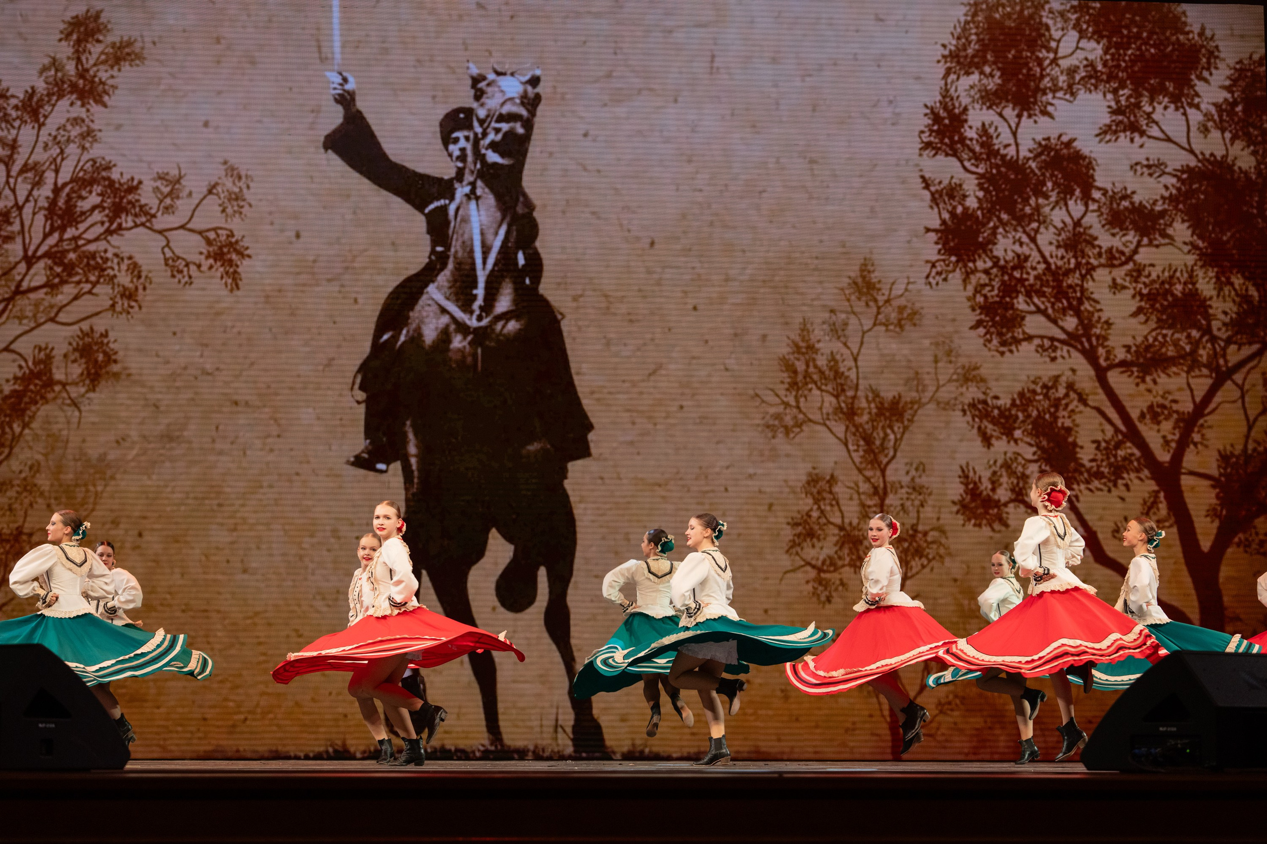 16 мая, г. Москва, Кремль, Концерт. Золотое яблочко