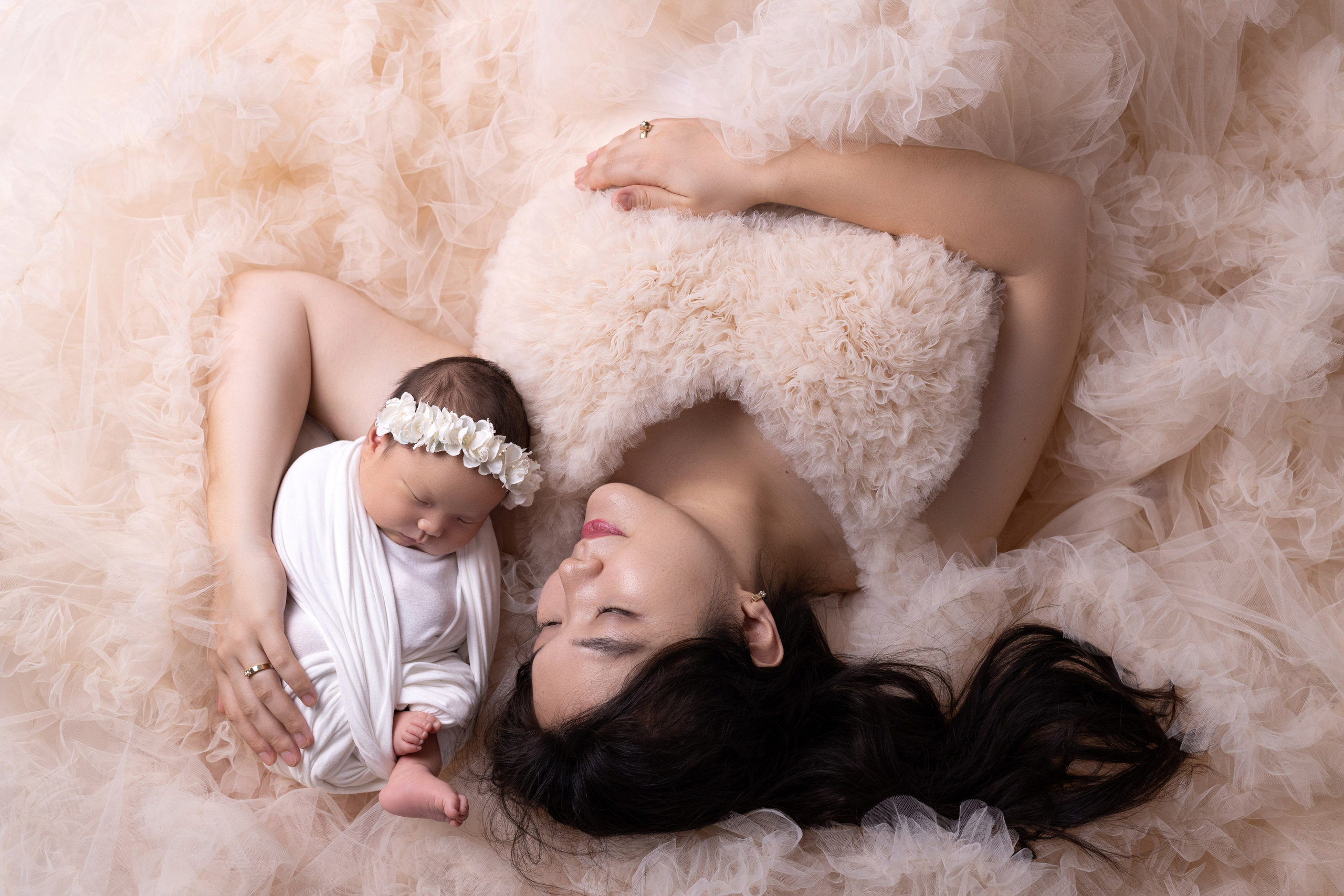 Фотограф беременности, новорожденных и детей до года в Астане