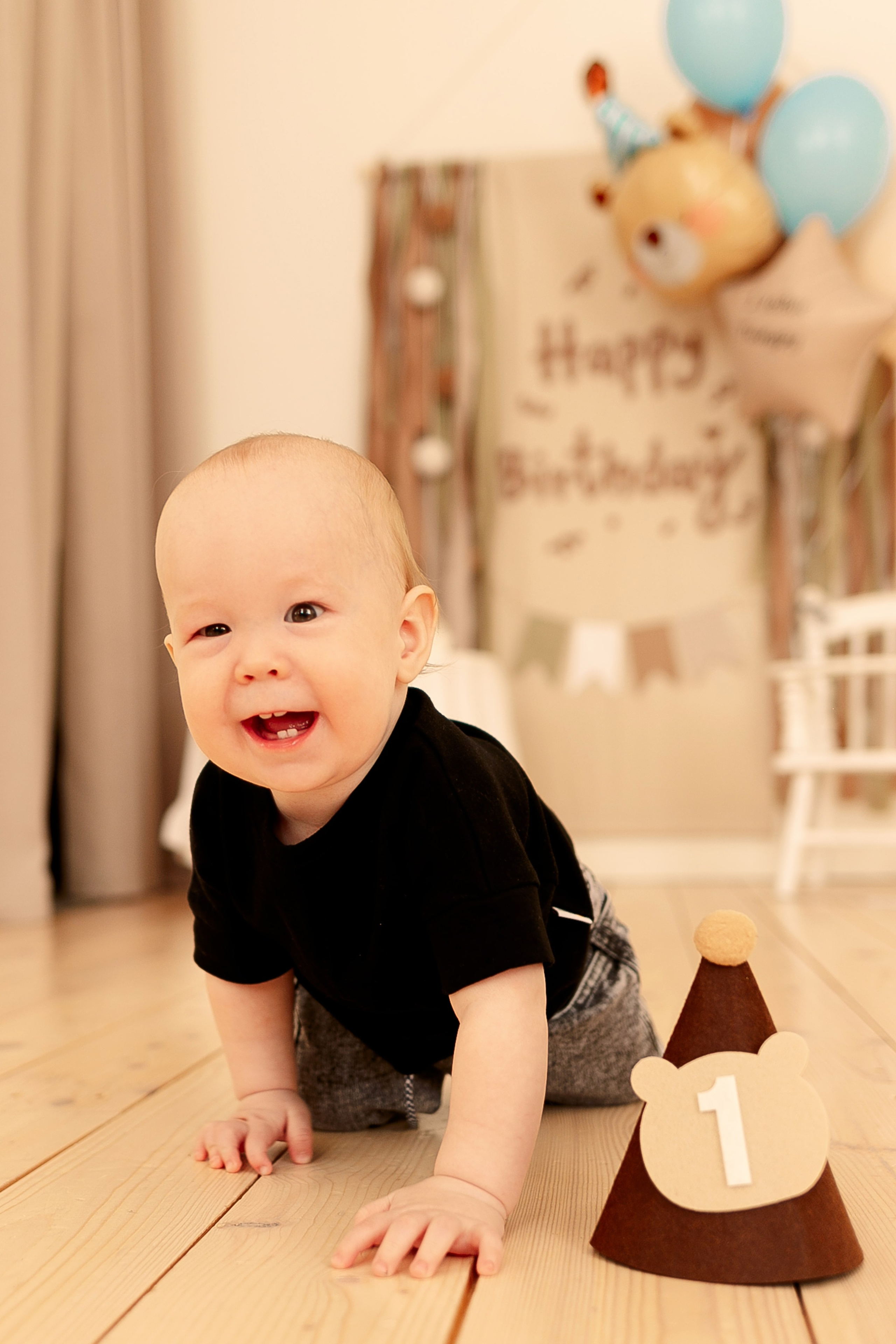 Тимуру 1 годик. Семейный фотограф Фотосессия беременности  Екатеринбург Елена Луткова