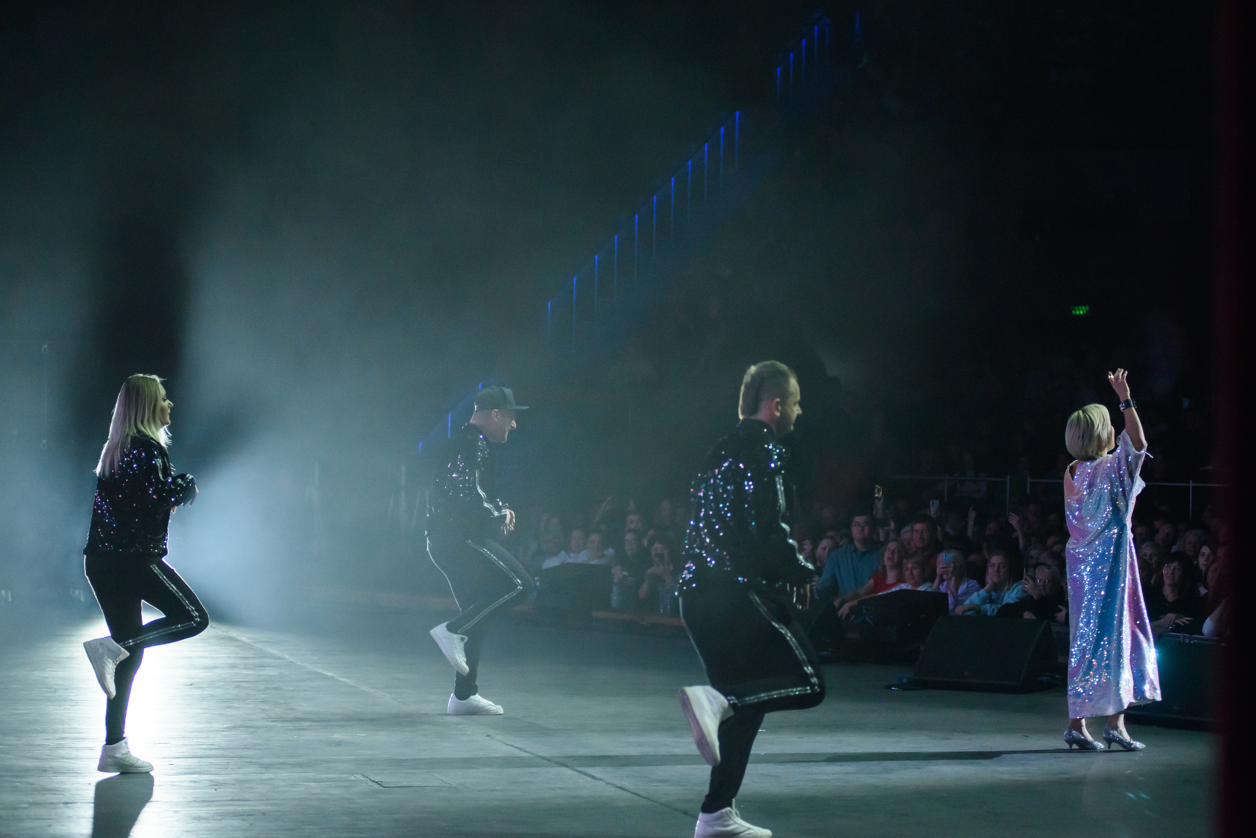 Дискотека 80-90-2000х — «Имена на все времена», Крокус Сити Холл. Бренд-фотограф для экспертов и блогеров в Москве Влада Горбовская