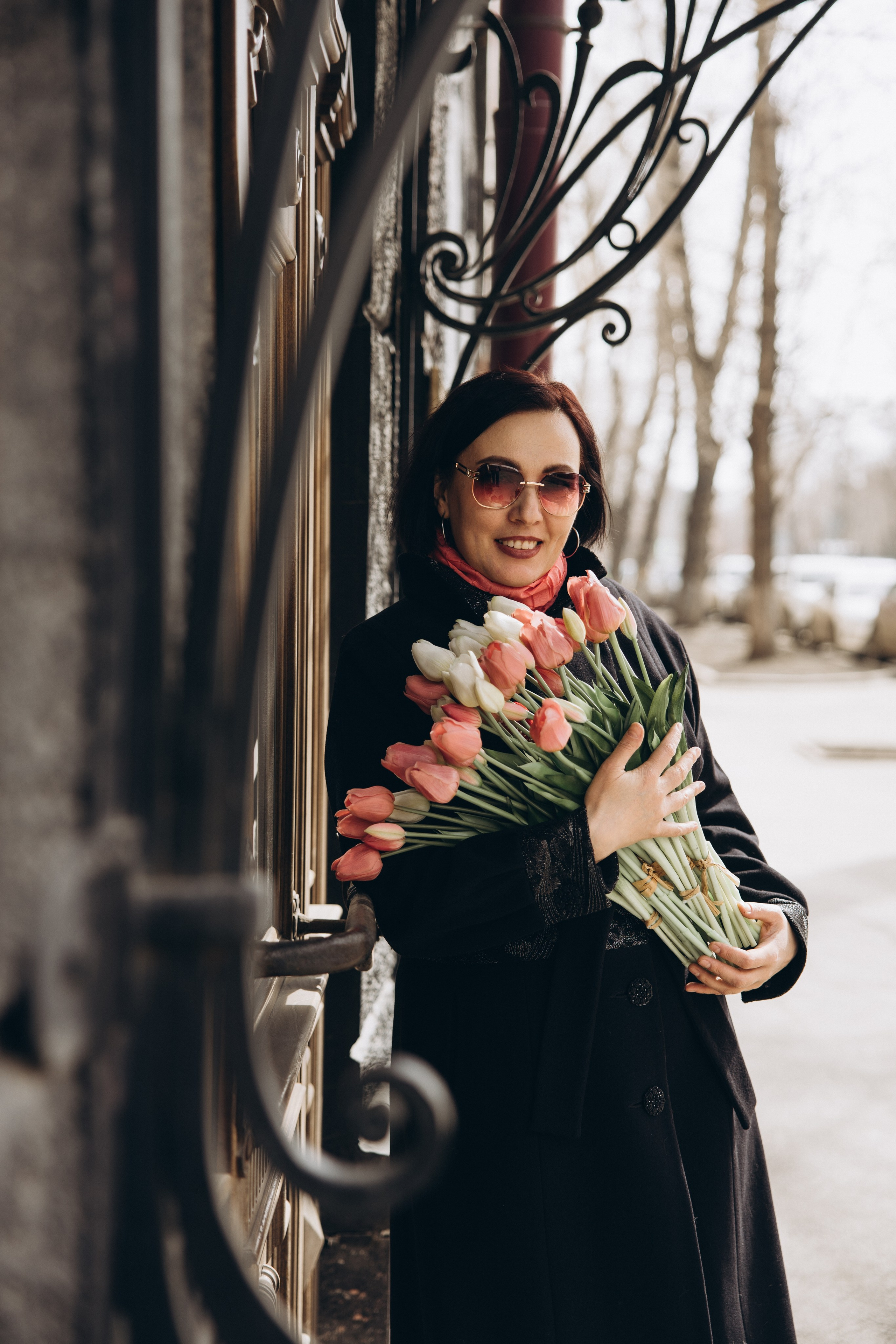 Прогулка с тюльпанами. Свадебный, семейный фотограф в Иркутске Светлана Макаричева