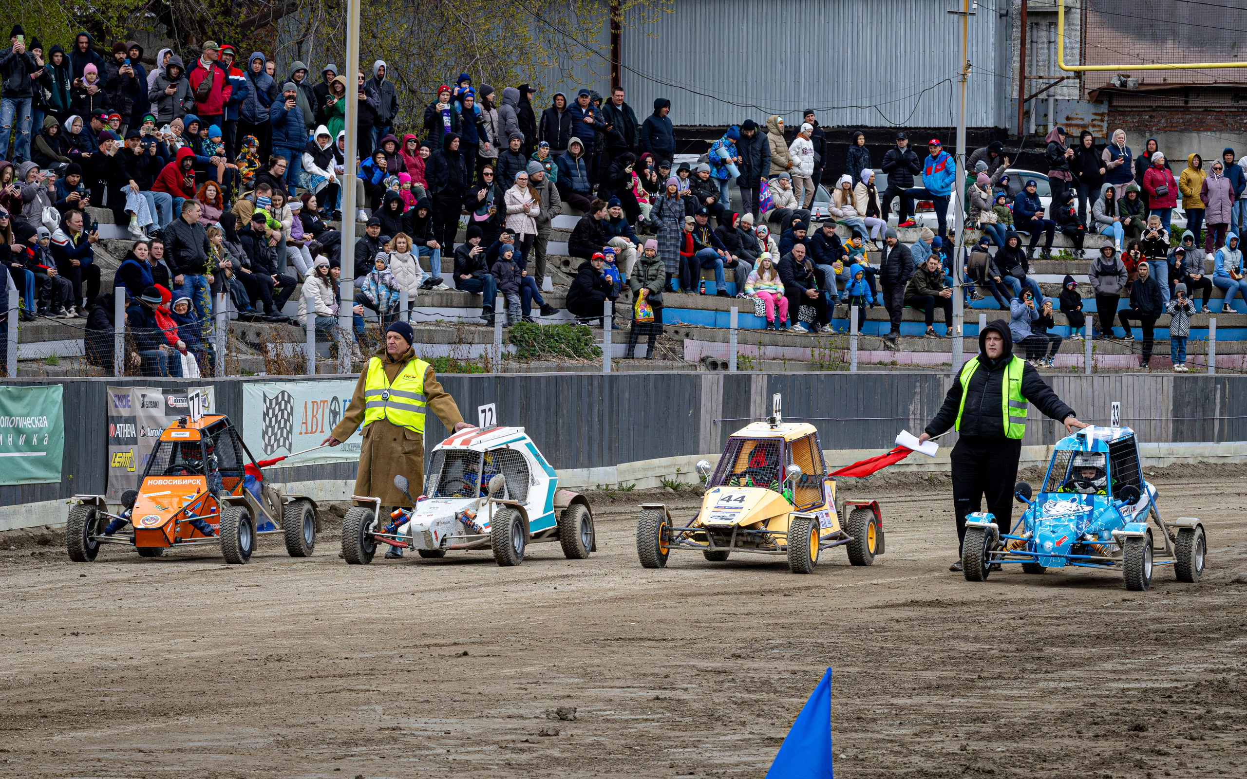 Автогонки на гаревой дорожке. Bertran Ordo