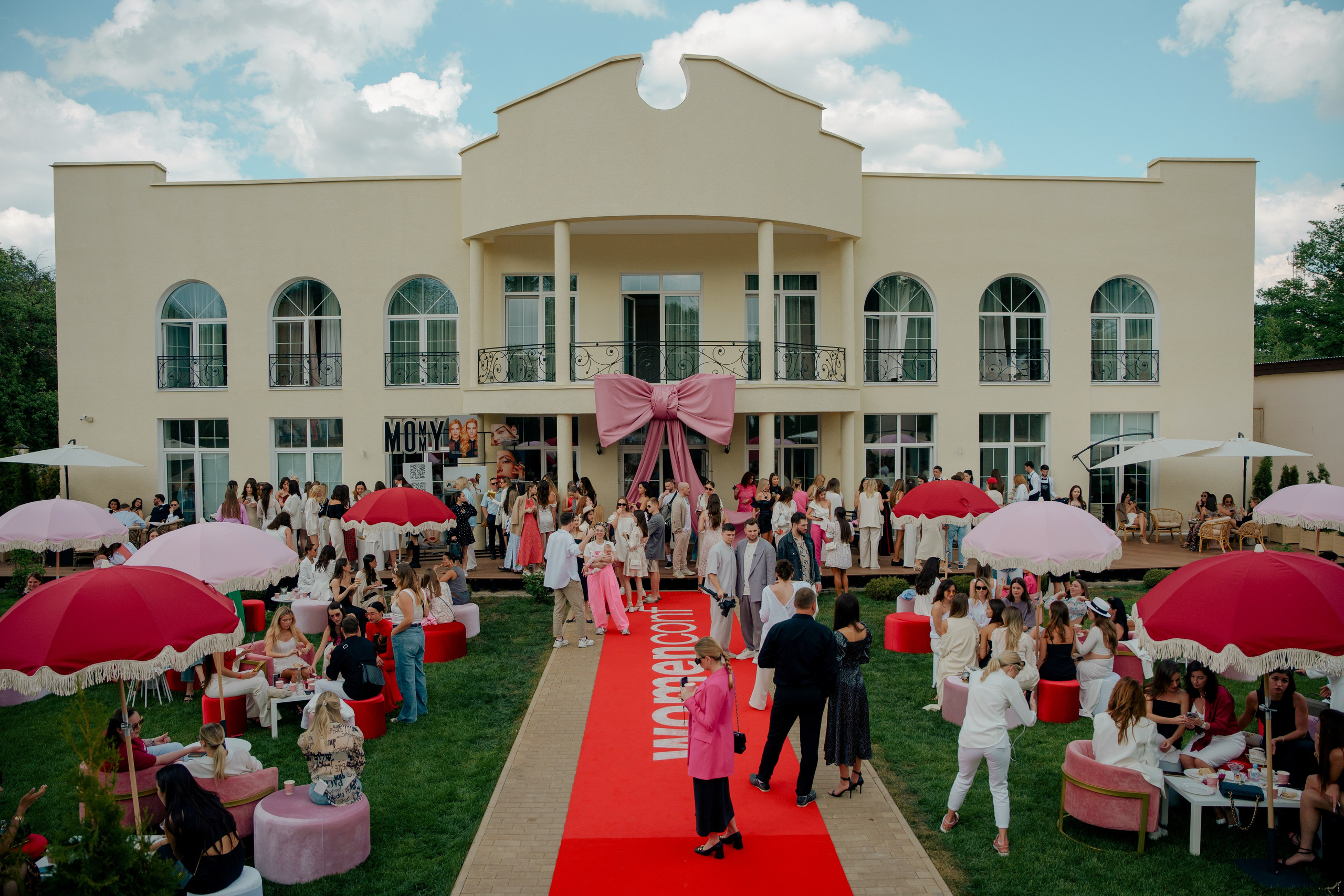 Светский репортаж с VIP DAY WOMEN CONF в Барвихе. Репортажный фотограф Москва Сергей Дружинин
