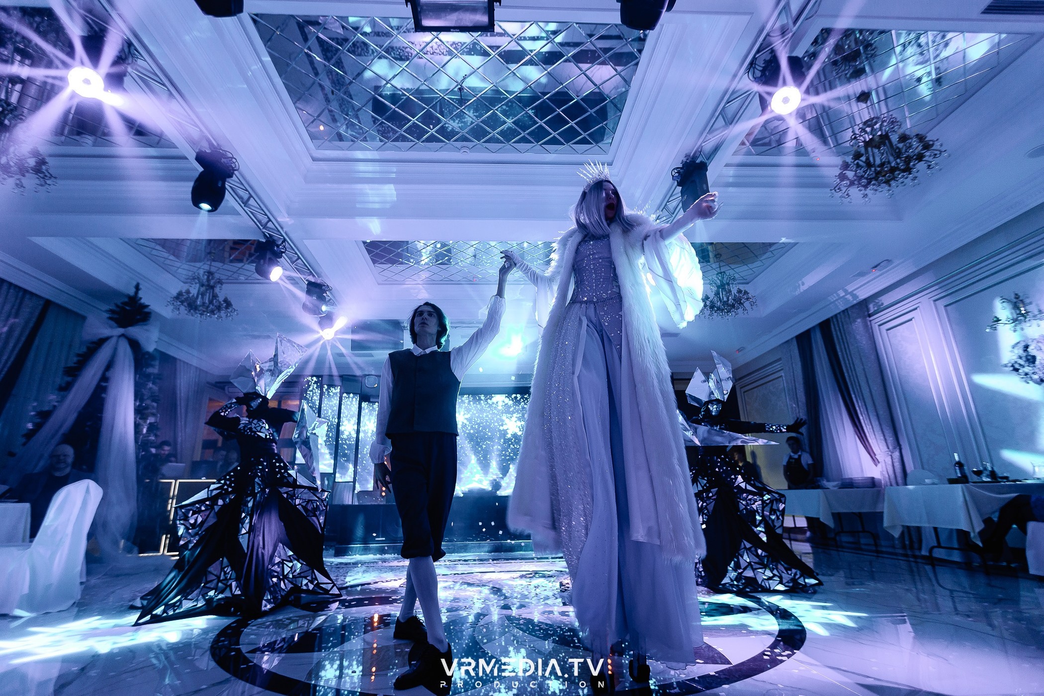 Новогодний вечер в ресторане «Лазурный Берег»