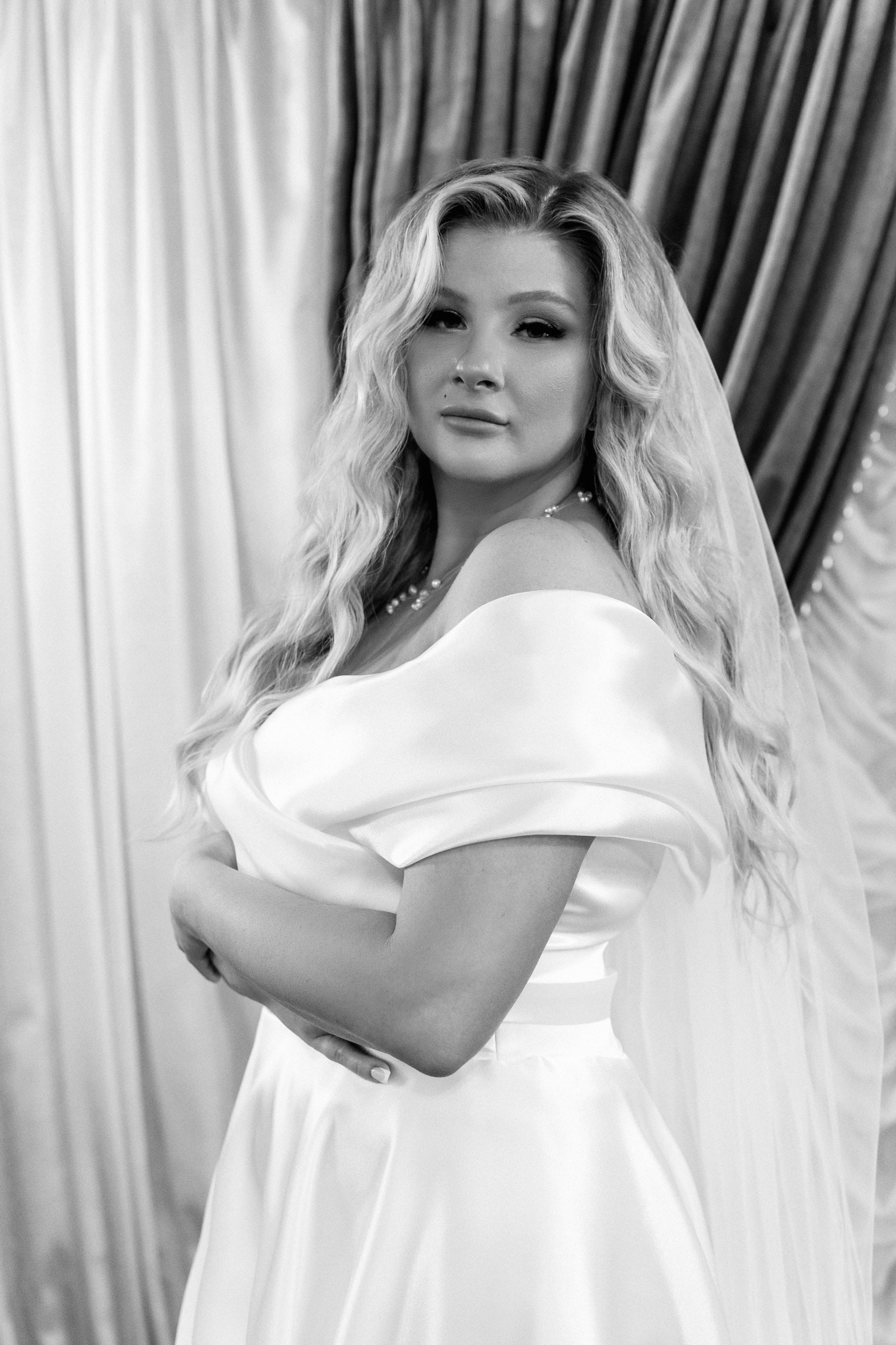 Утро невесты и торжественная церемония: праздничная фотосессия. Ваш семейный фотограф в Минске — Вика Трегубова