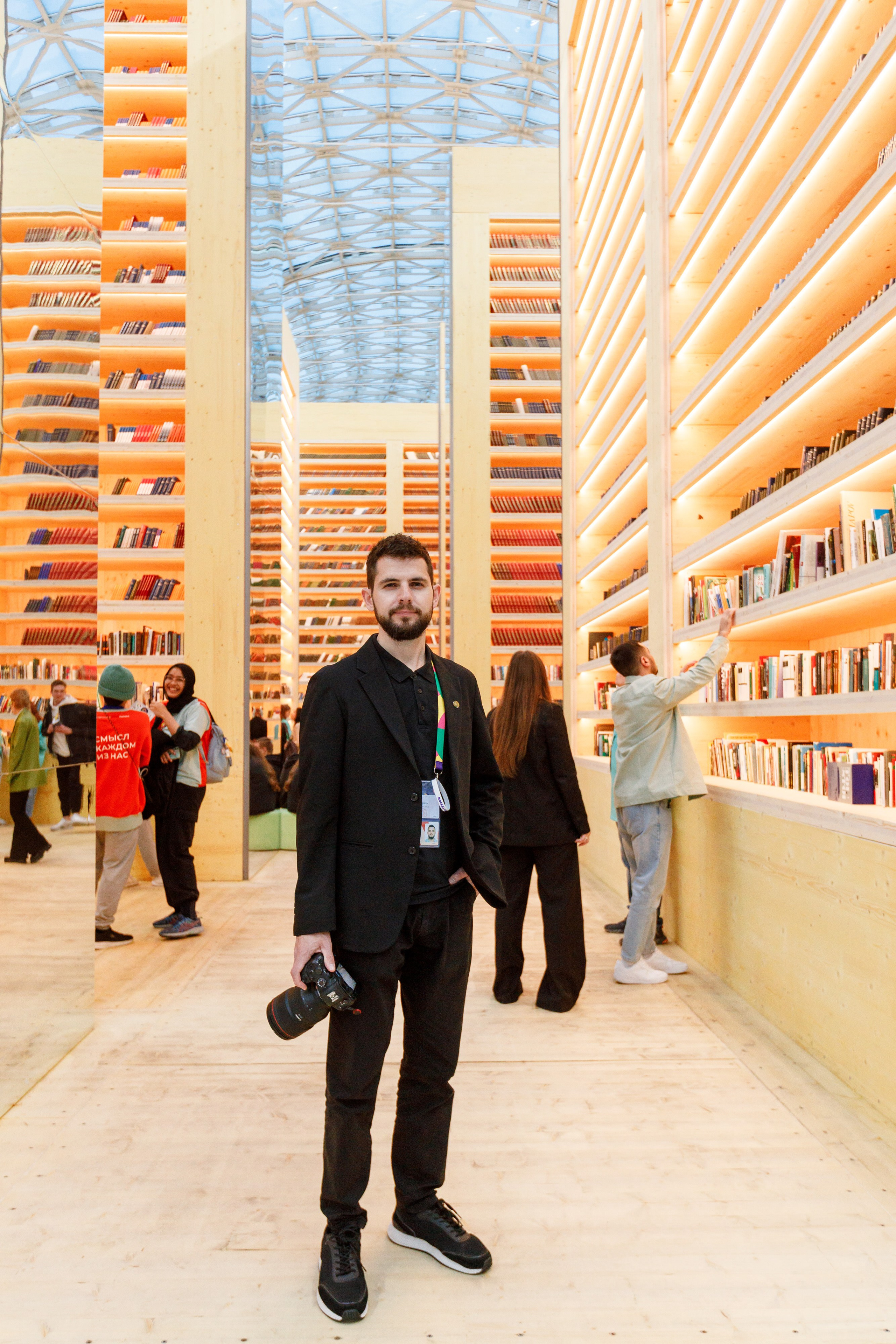 Всемирный фестиваль молодёжи 2024 в России. Репортажный фотограф в Москве, Сочи и Санкт-Петербурге