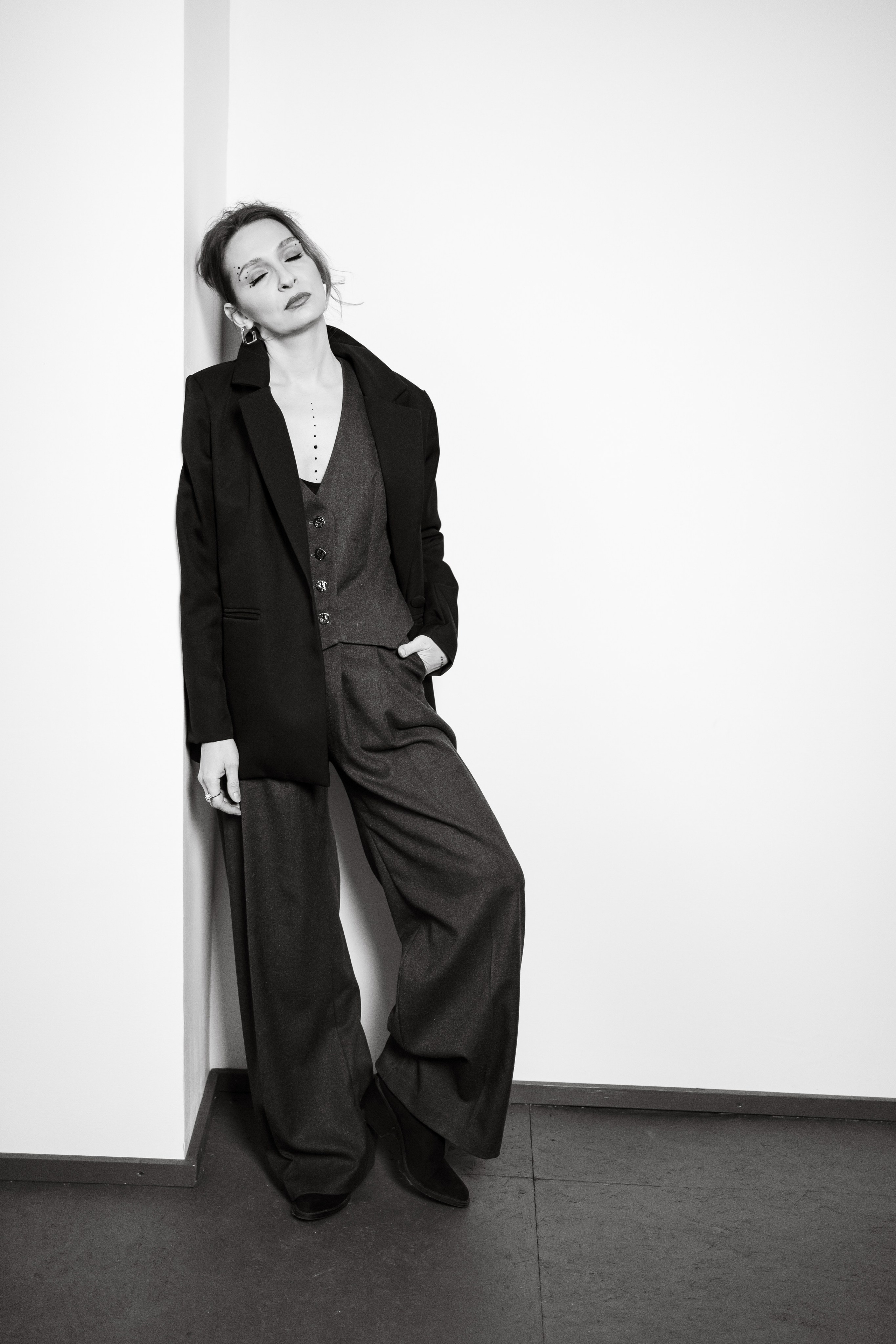 Женский портрет. Главная