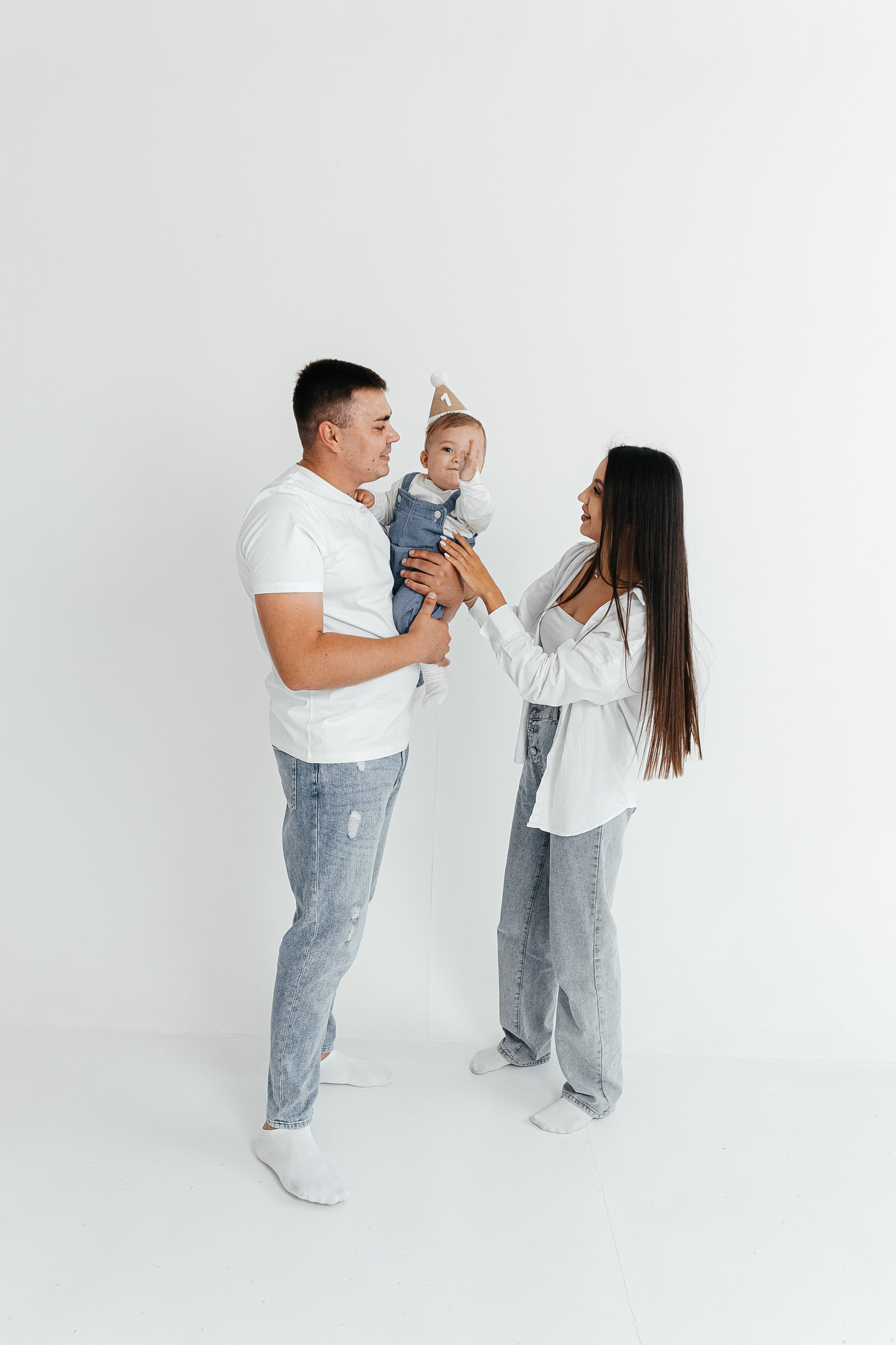 Тёме годик. Главная