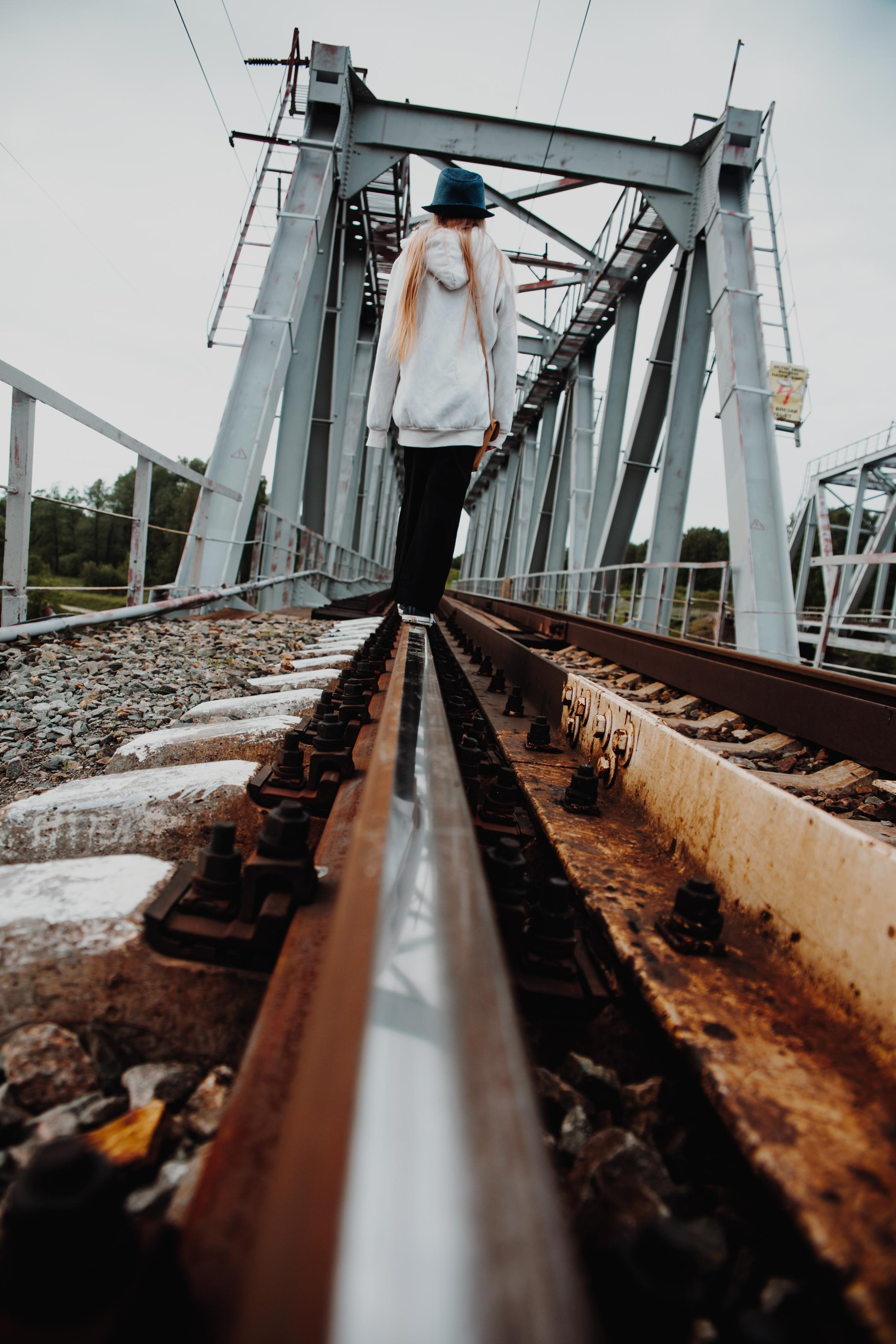 Женя, съемка на жд мосту. Фотограф Ольга Махалова — Санкт-Петербург, Москва, Нижний Новгород