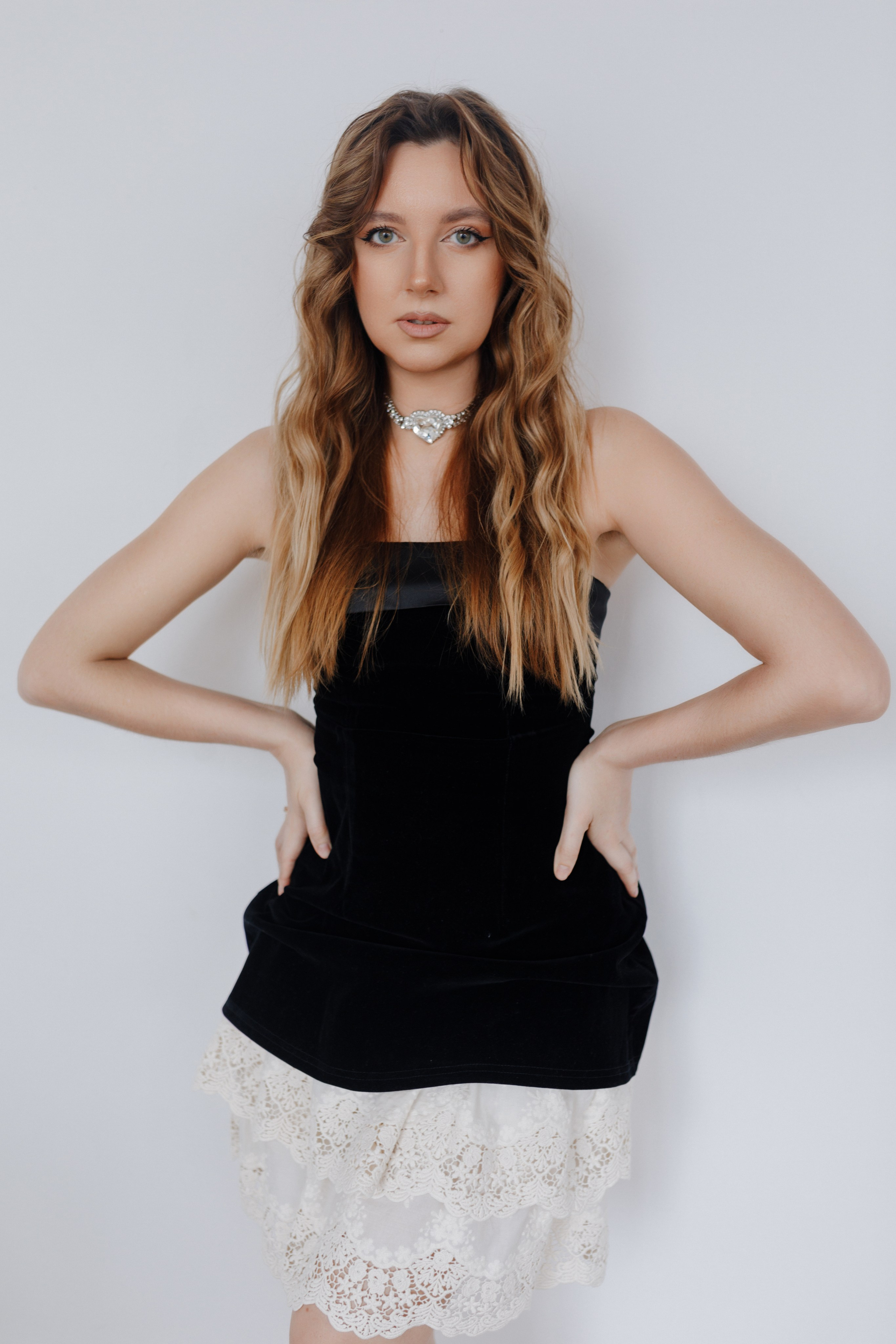 Арсению Годик. Главная