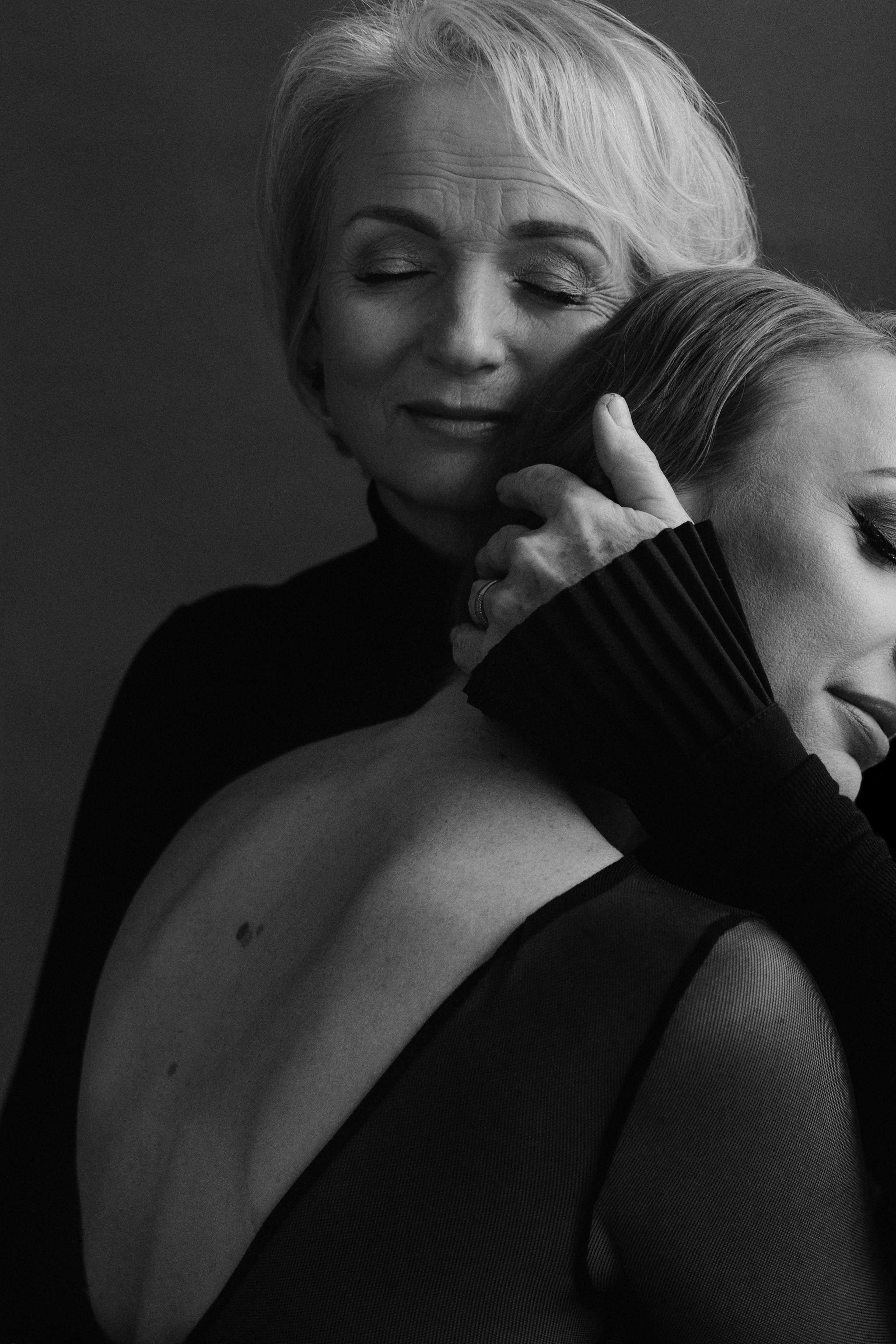 МАМА. Главная