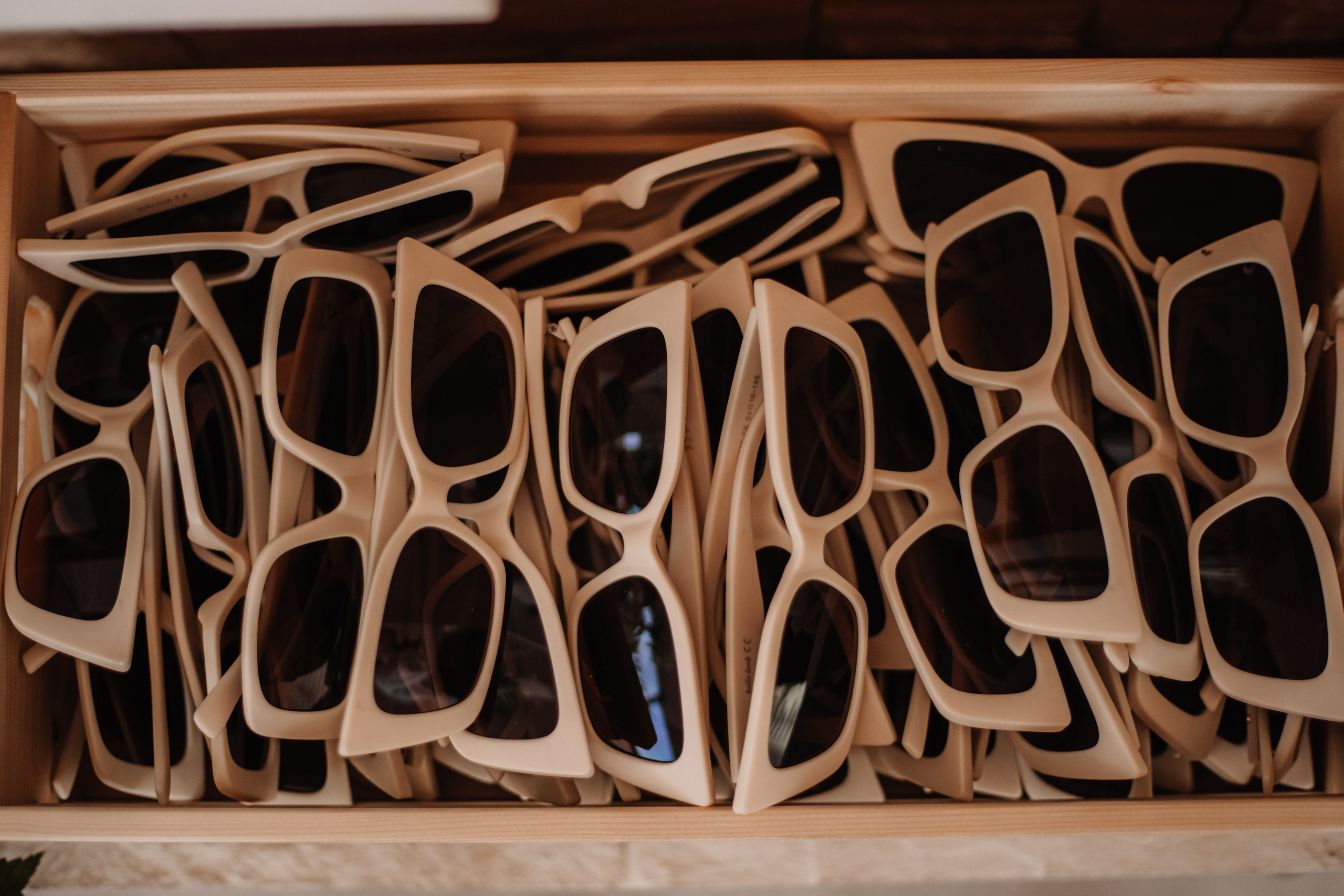 НА БЕРЕГУ НЕБА