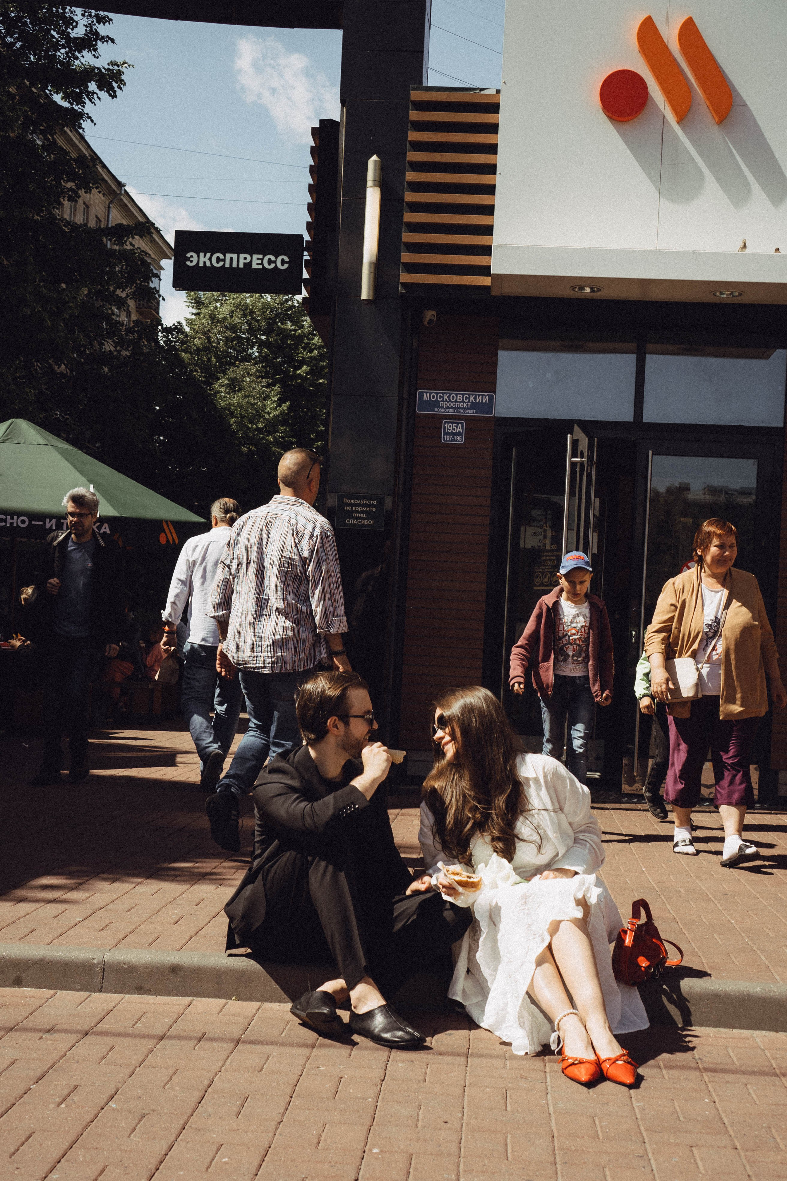 СВАДЕБНАЯ СЬЕМКА В ПАРКЕ ПОБЕДЫ И ПРОГУЛКА ПО МОСКОВСКОМУ ПРОСПЕКТУ. Профессиональный фотограф, Санкт-Петербург — Виктория Богомолова