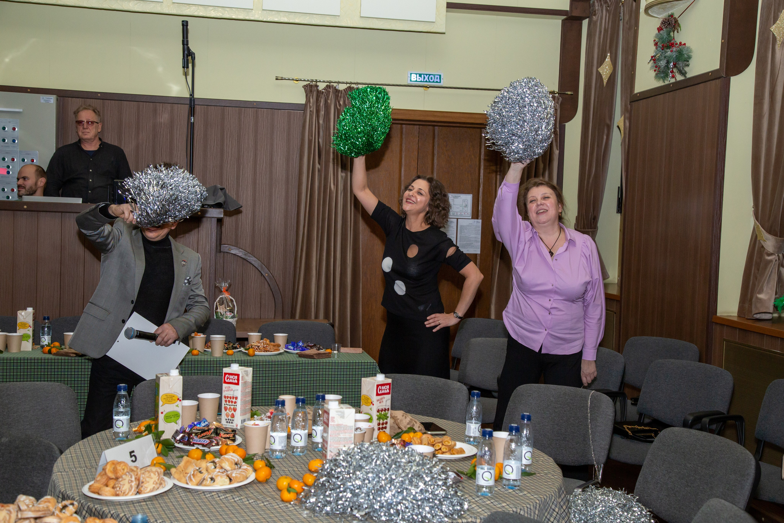 Репортажная съёмка для Домисольки на новый год. «Студия DRONAVT`s» — видеосъёмка и фотография г. Москва