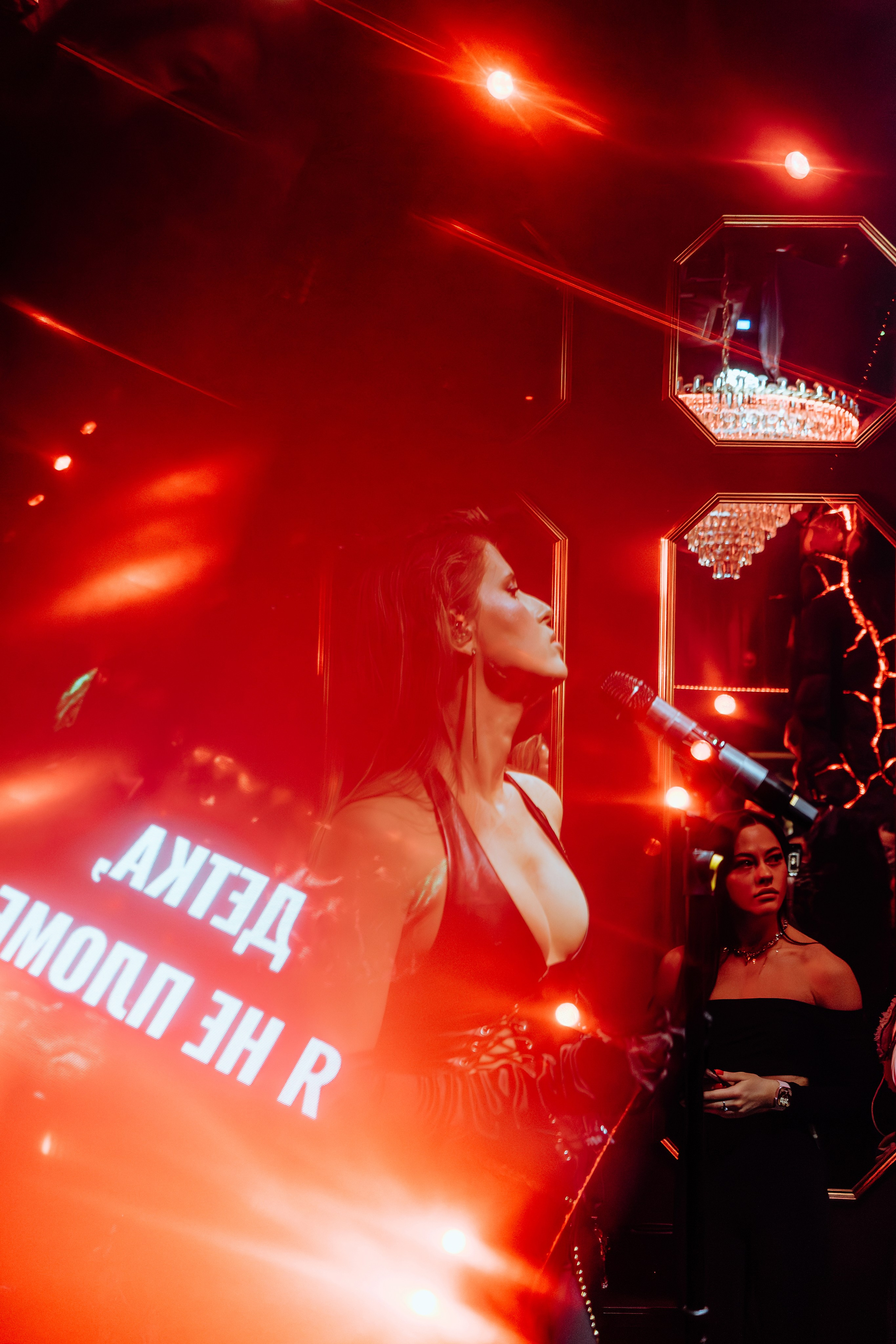 Репортжа с презинтации нового альбома певицы Elvira T — Ядовитая. Неразбитая. Никита Скрипник — ТЕАТР В СТИЛЕ ФЭШН