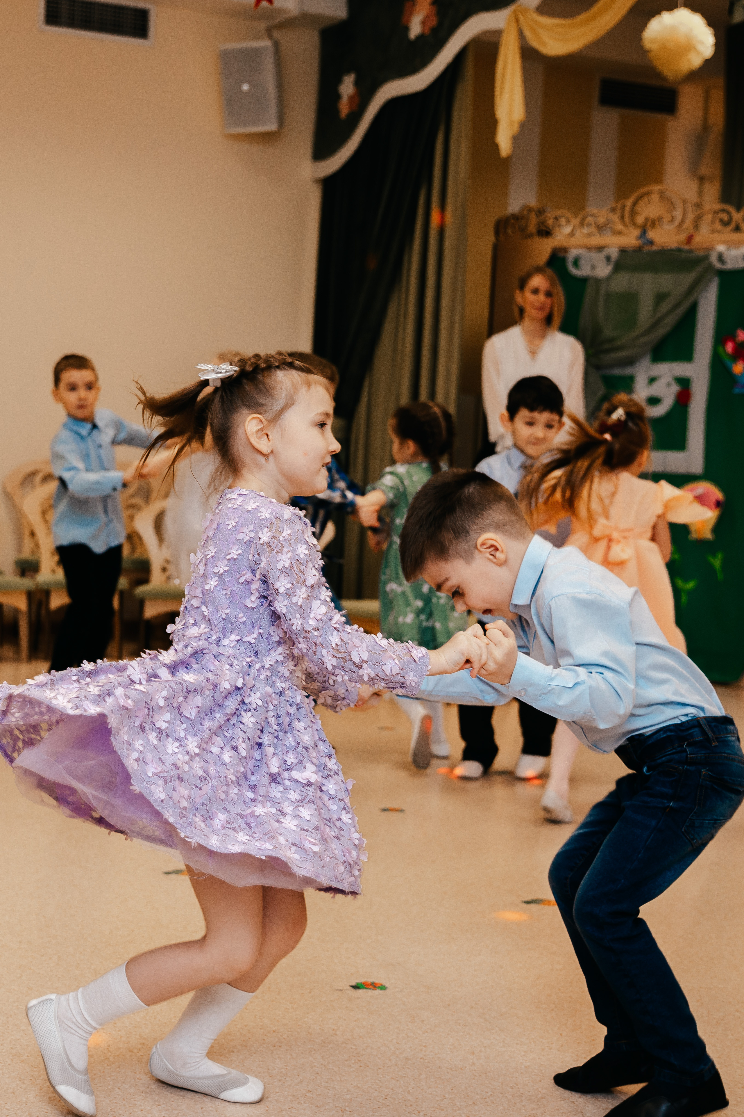 День Матери в детском садике. Семейный lifestyle фотограф в Санкт-Петербурге Людмила Пахомова