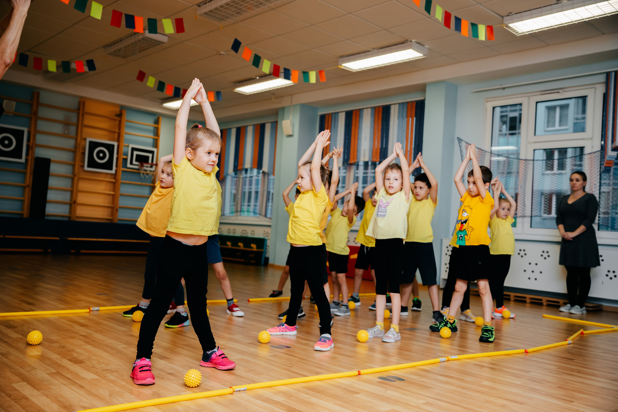 Спортивный досуг в детском саду. Семейный lifestyle фотограф в Санкт-Петербурге Людмила Пахомова