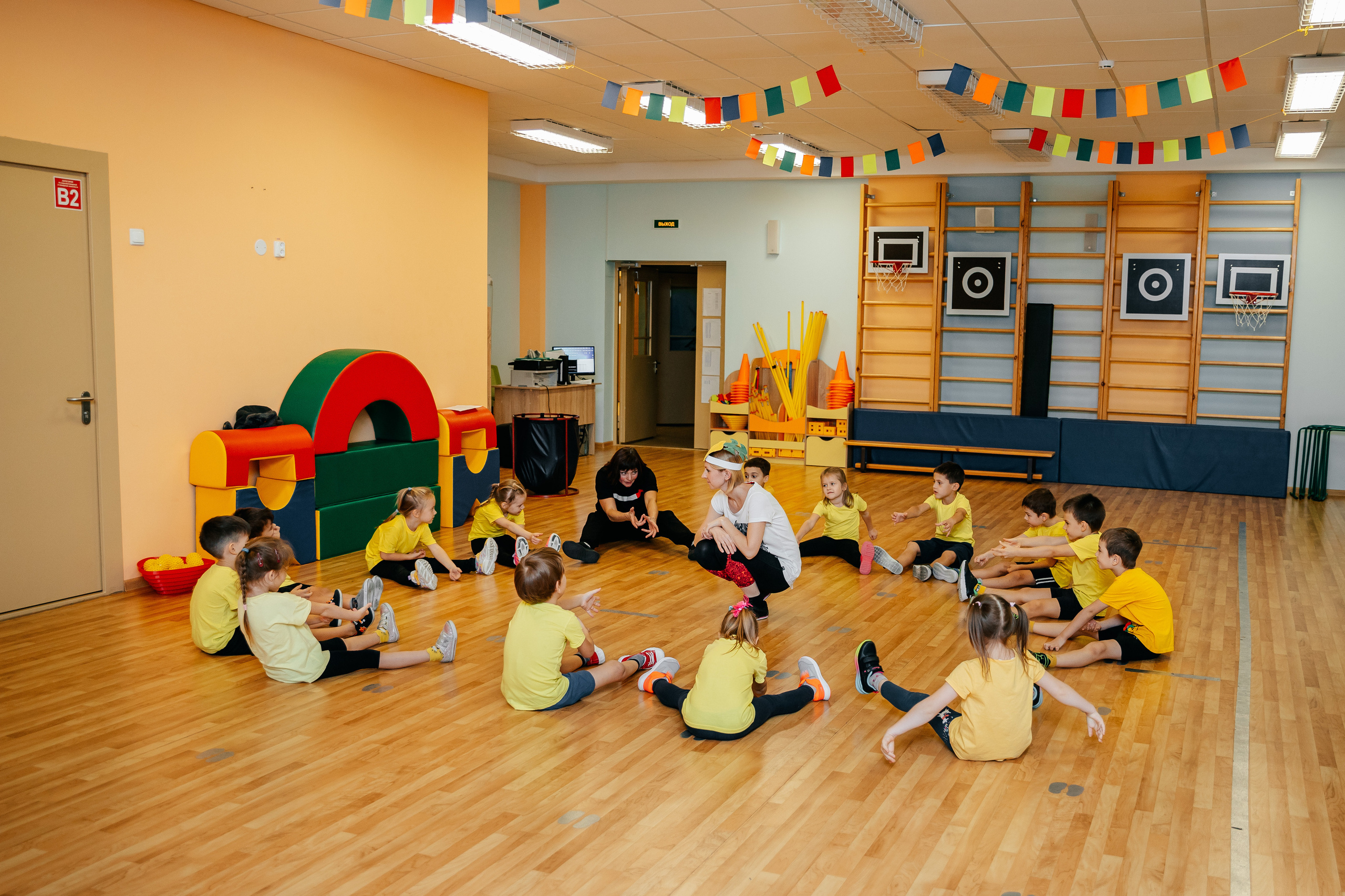 Спортивный досуг в детском саду. Семейный lifestyle фотограф в Санкт-Петербурге Людмила Пахомова